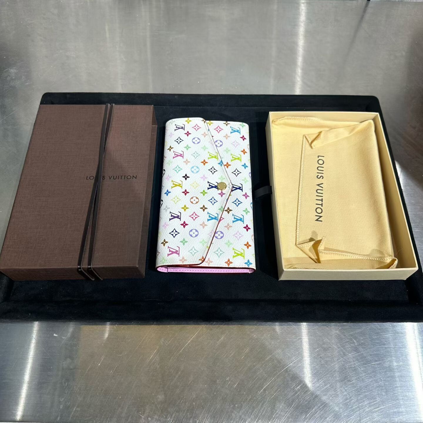 Louis Vuitton Louis Vuitton Collab Multi Wallet one size Men Size ONE SIZE - 4 Thumbnail
