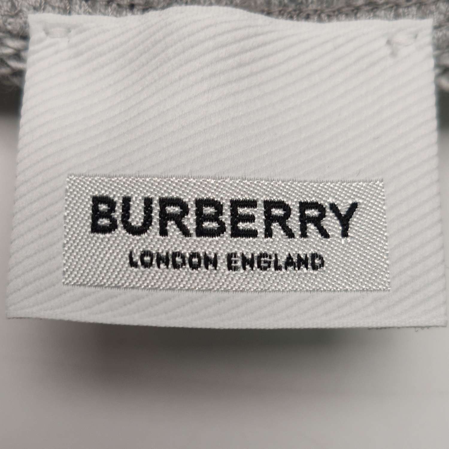 Burberry Burberry Embroidered Logo Crewneck Sweatshirt XS Size US XS / EU 42 / 0 - 6 Thumbnail