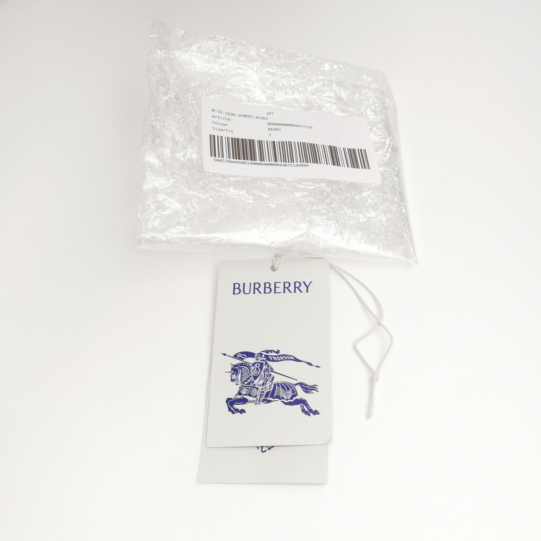 Burberry Burberry Quilted Shoulder Sweatshirt S Size US S / EU 44-46 / 1 - 6 Thumbnail