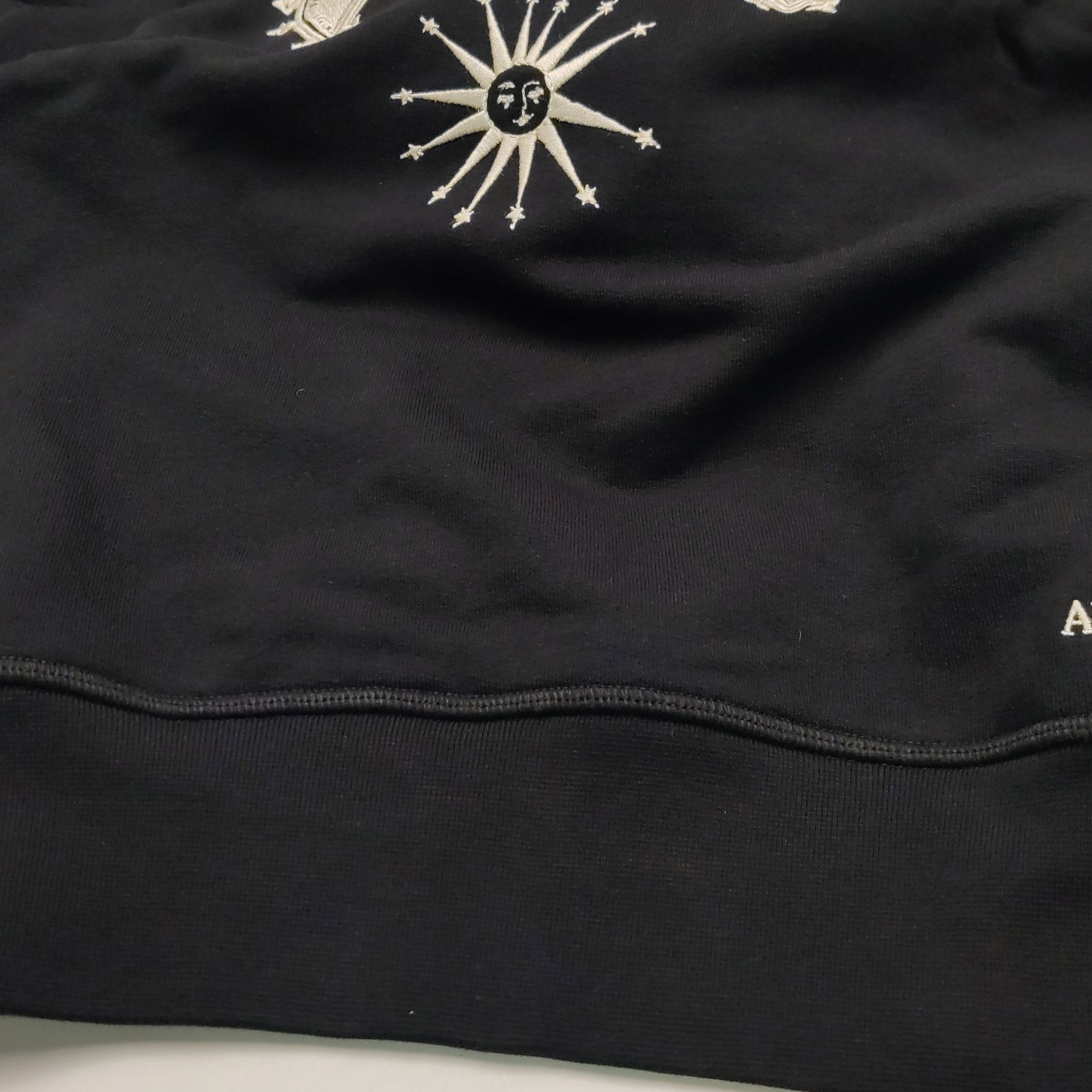 Alexander McQueen Alexander McQueen Skull Graphic Hoodie Size L Size US L / EU 52-54 / 3 - 11 Thumbnail