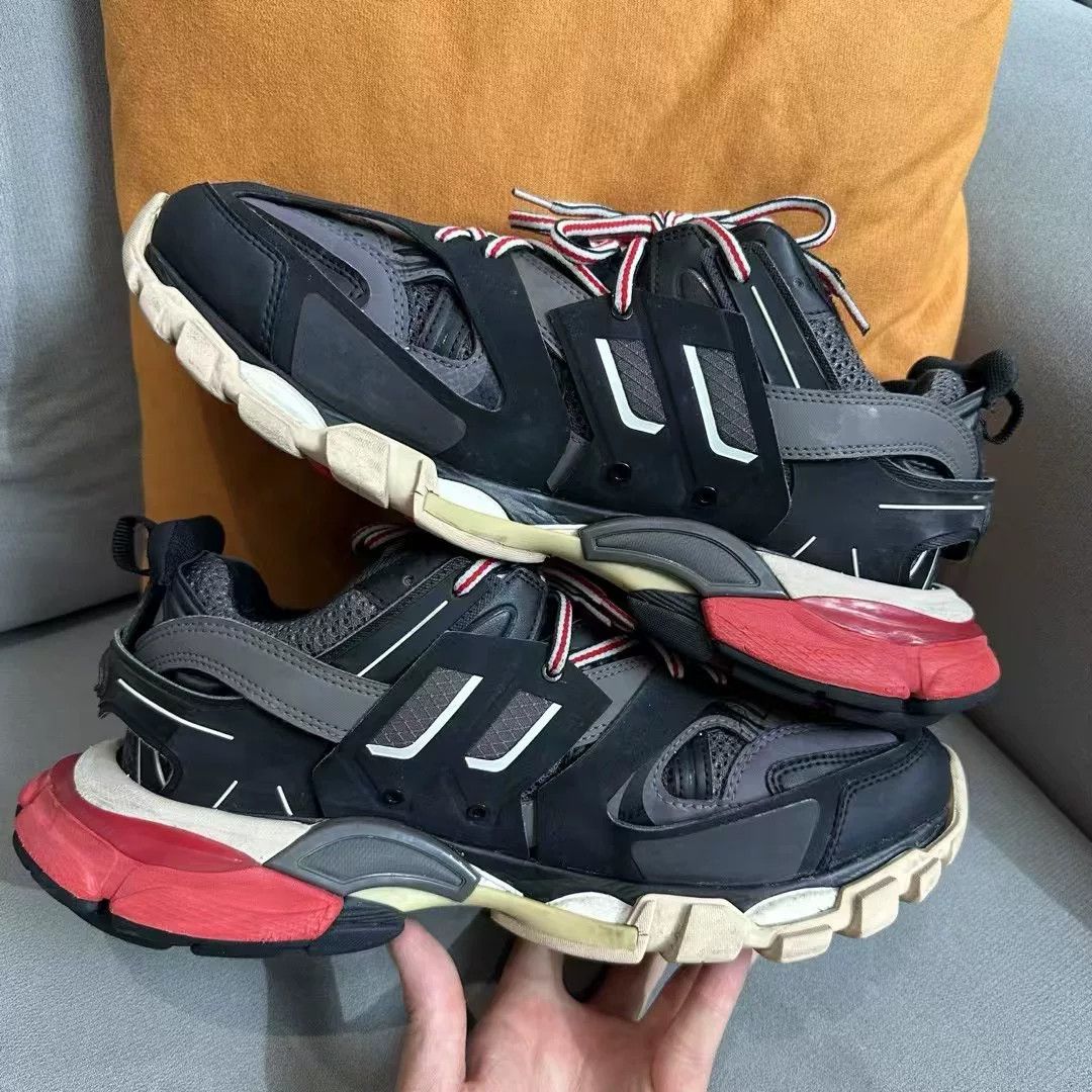 Balenciaga Balenciaga Black Lowtop Sneakers 9 Men Size US 9 / EU 42 - 7 Thumbnail