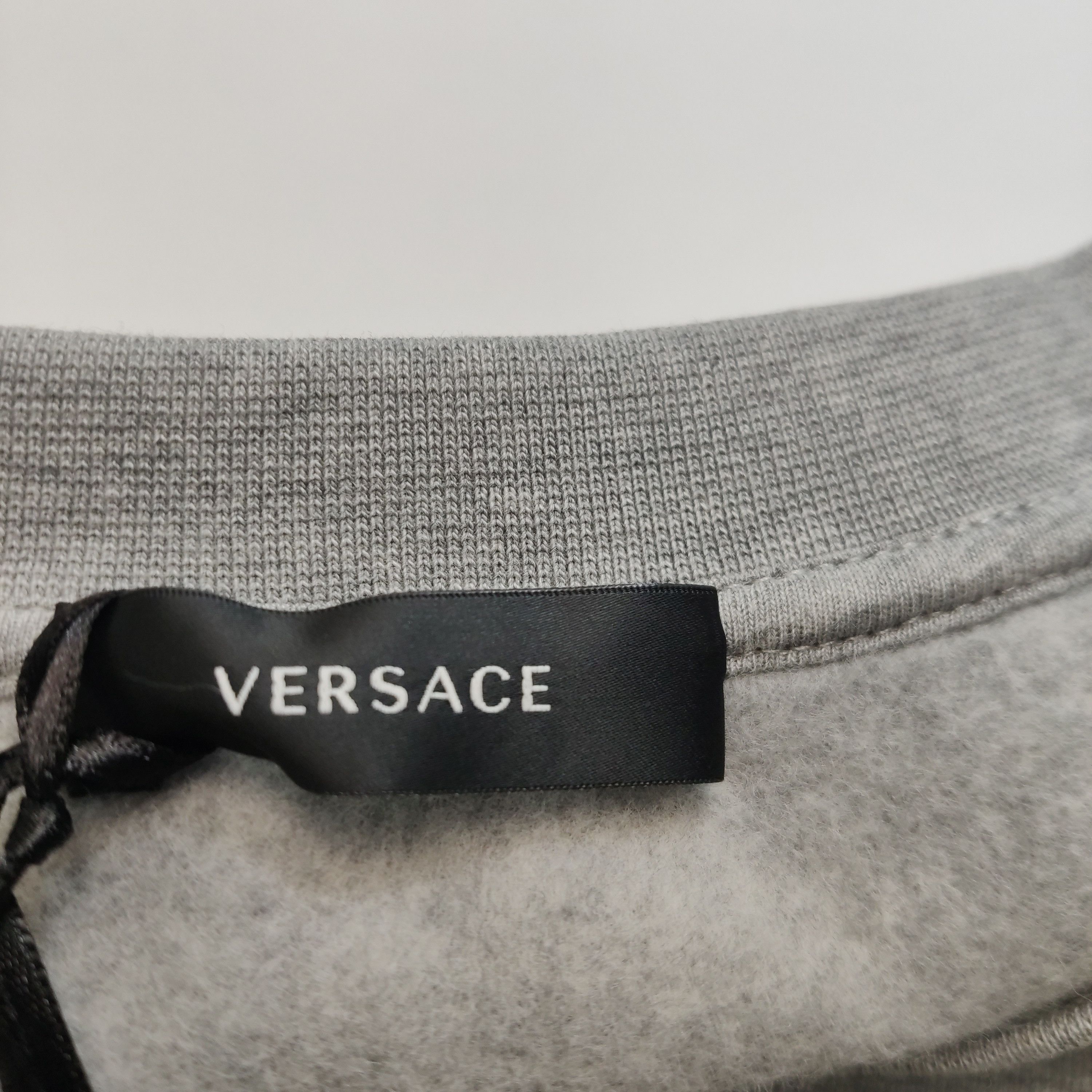 Versace Versace Embroidered Logo Sweatshirt XL Size US XL / EU 56 / 4 - 6 Thumbnail