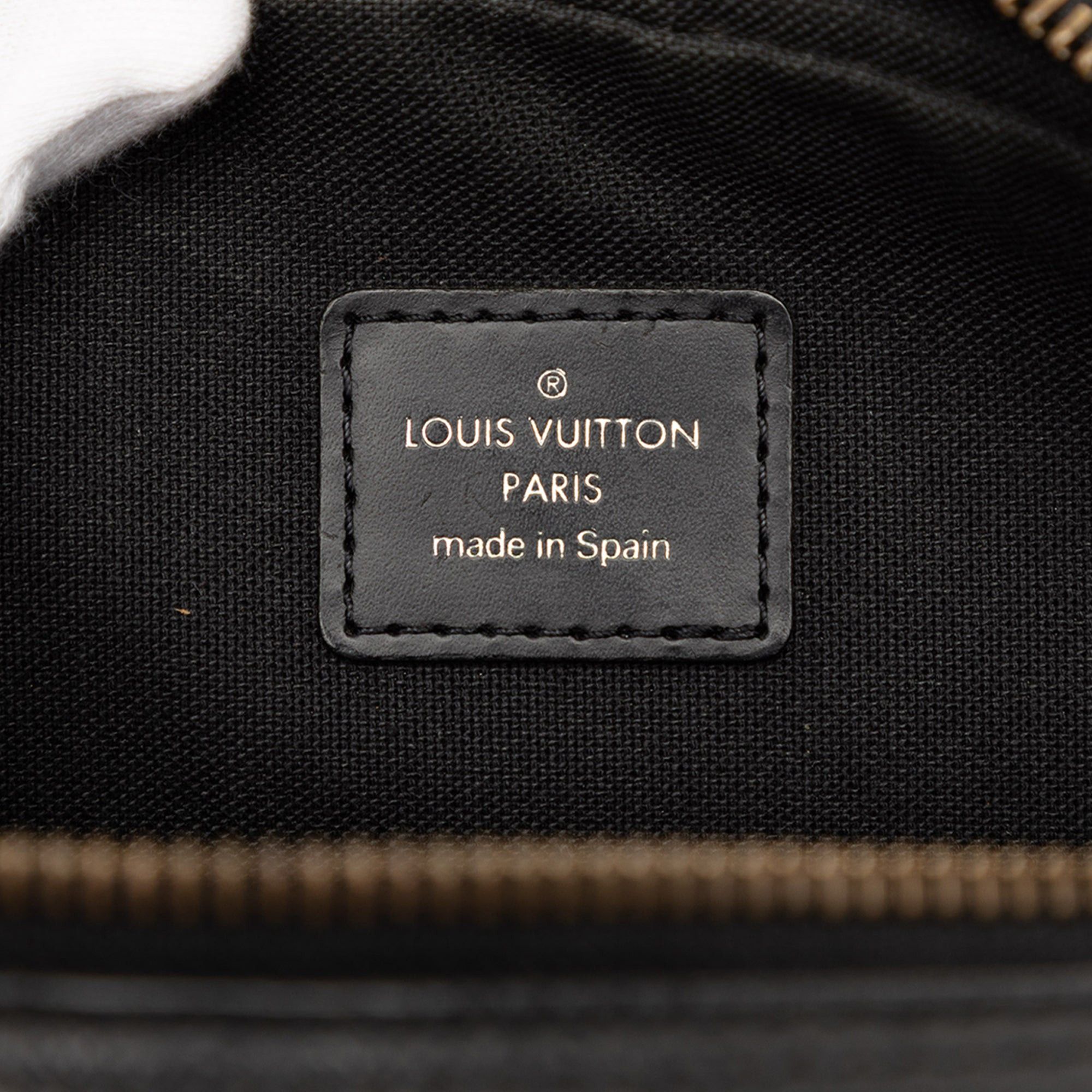 Louis Vuitton Taiga Pochette Kaluga Size ONE SIZE - 5 Thumbnail