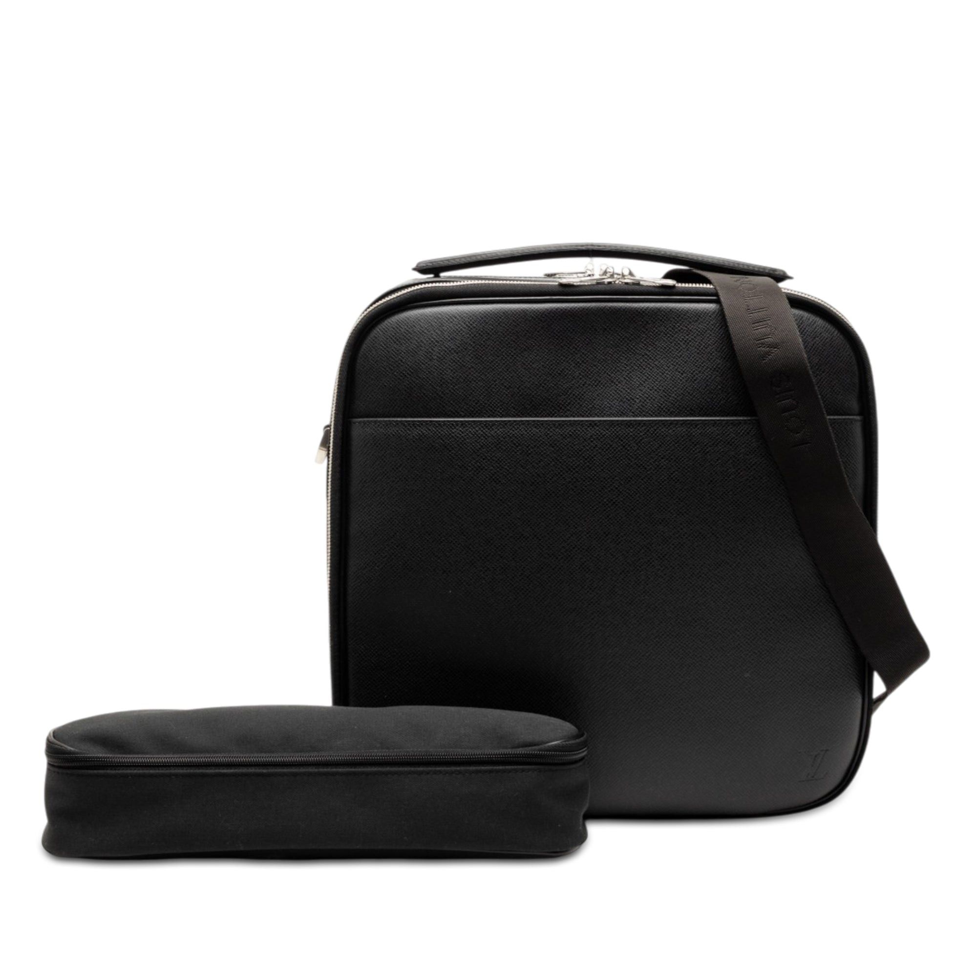Louis Vuitton Taiga Tura Size ONE SIZE - 8 Thumbnail