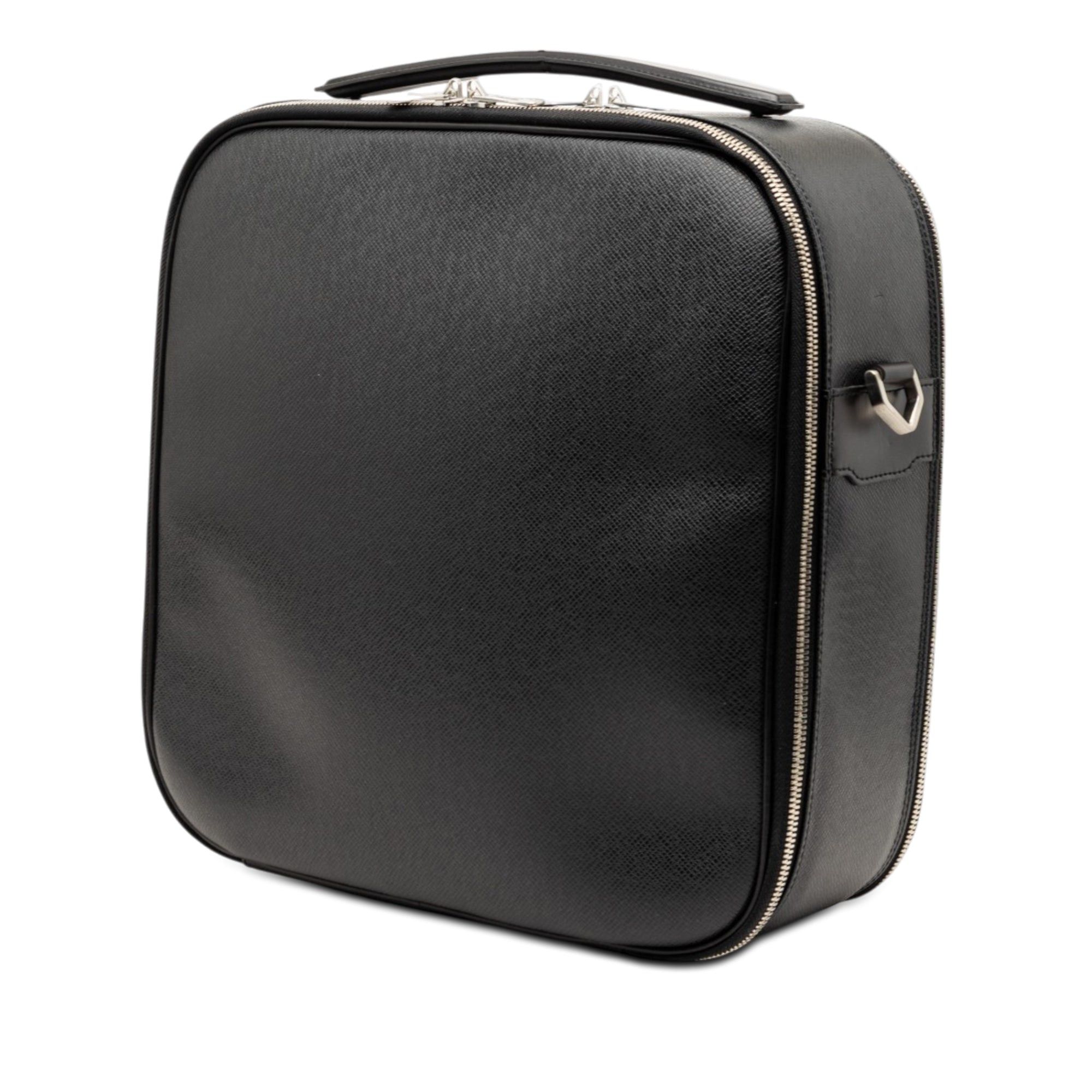 Louis Vuitton Taiga Tura Size ONE SIZE - 2 Thumbnail