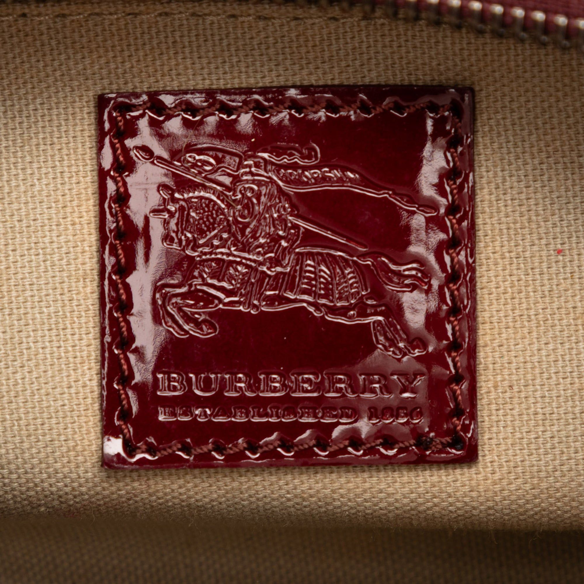 Burberry Small Nova Check Coated Canvas Hearts Hernville Hobo Size ONE SIZE - 5 Thumbnail