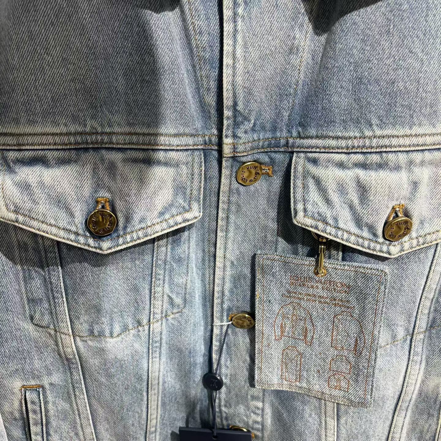 Louis Vuitton Louis Vuitton Denim Blue Light Jacket m Men Size US M / EU 48-50 / 2 - 4 Thumbnail