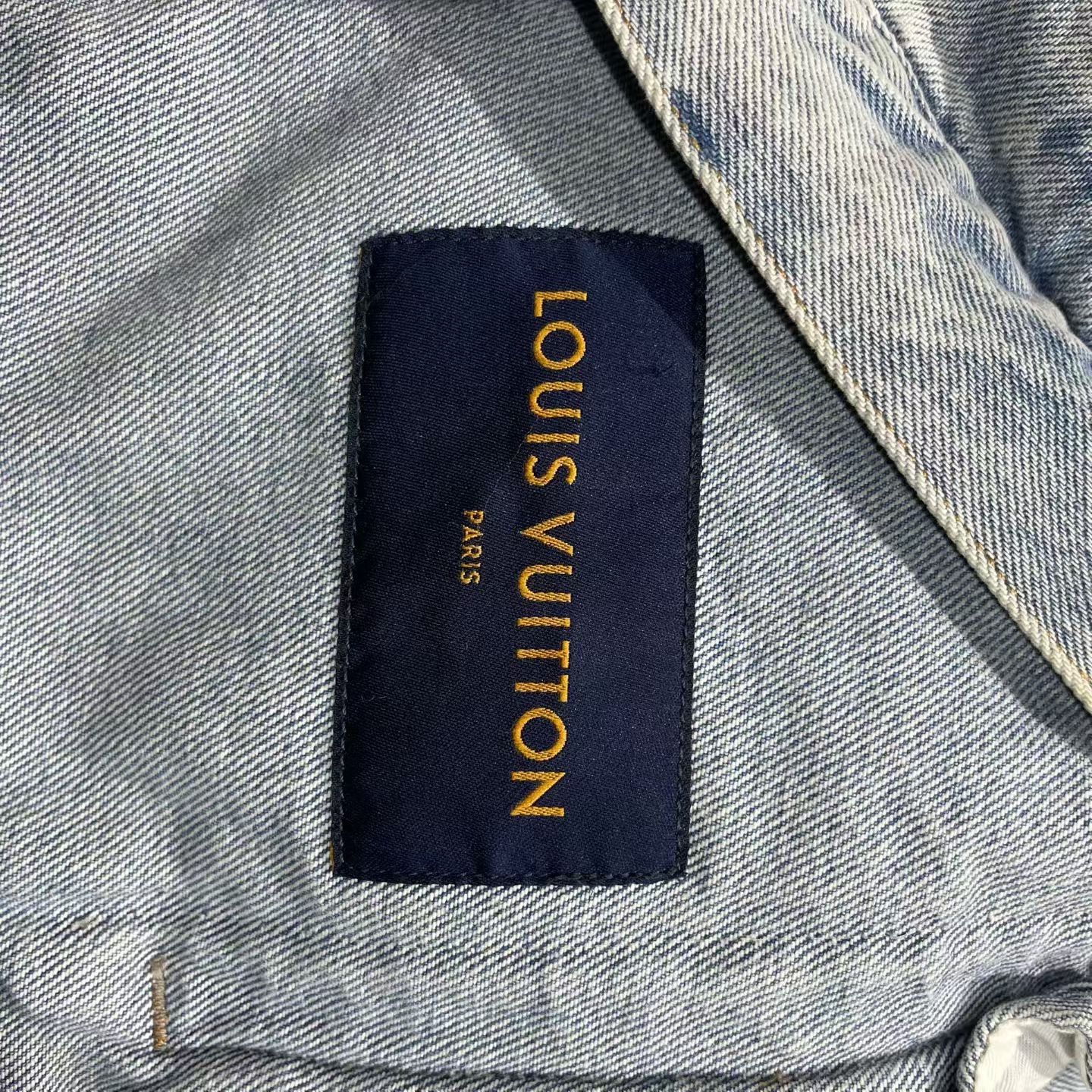 Louis Vuitton Louis Vuitton Denim Blue Light Jacket m Men Size US M / EU 48-50 / 2 - 7 Thumbnail