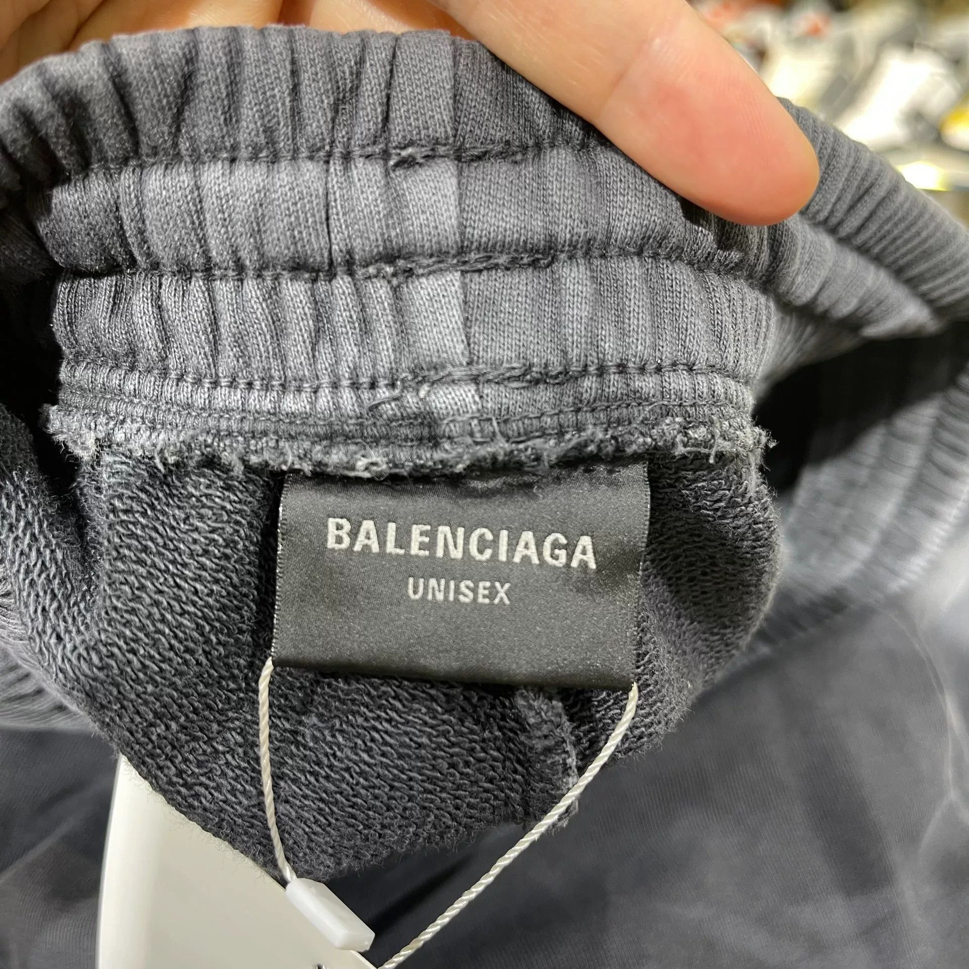 Balenciaga Balenciaga Distressed Sweatpants us_2 Women Size 26" / US 2 / IT 38 - 3 Thumbnail