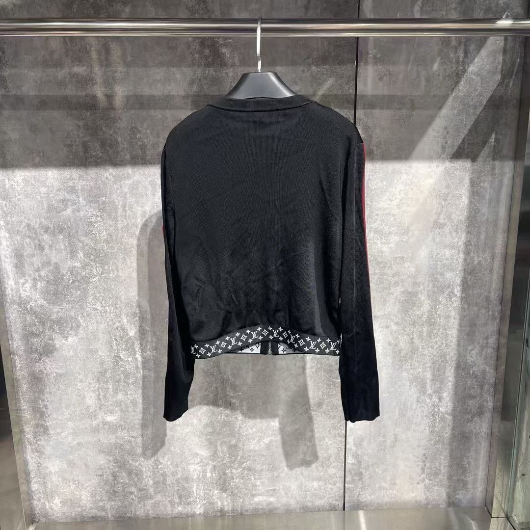 Louis Vuitton Louis Vuitton Knit Striped Sweater XS Women Size XS / US 0-2 / IT 36-38 - 2 Thumbnail