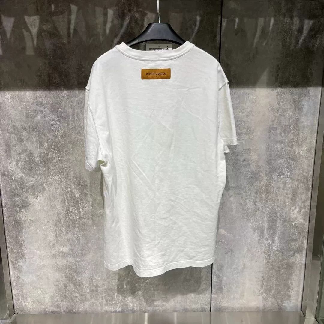 Louis Vuitton Louis Vuitton Embroidered Green T-Shirt l Men Size US L / EU 52-54 / 3 - 2 Thumbnail
