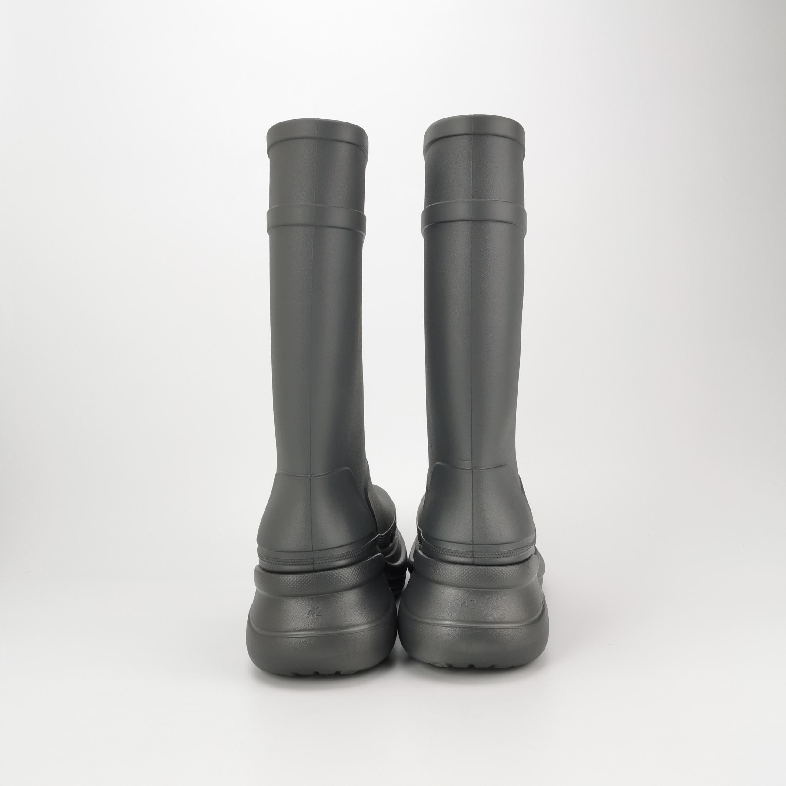 Balenciaga Balenciaga x Crocs Rubber Boots Size 42 Size US 9 / EU 42 - 5 Thumbnail