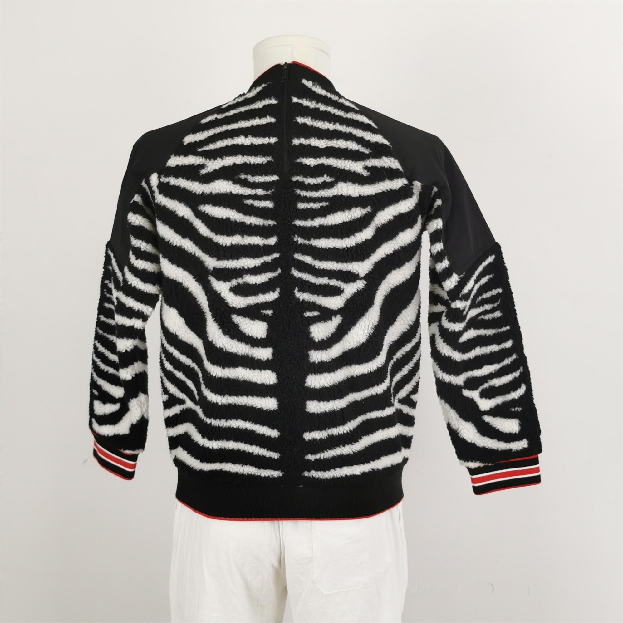 Burberry Burberry Zebra Print Logo Sweatshirt 12Y Size US XS / EU 42 / 0 - 4 Thumbnail
