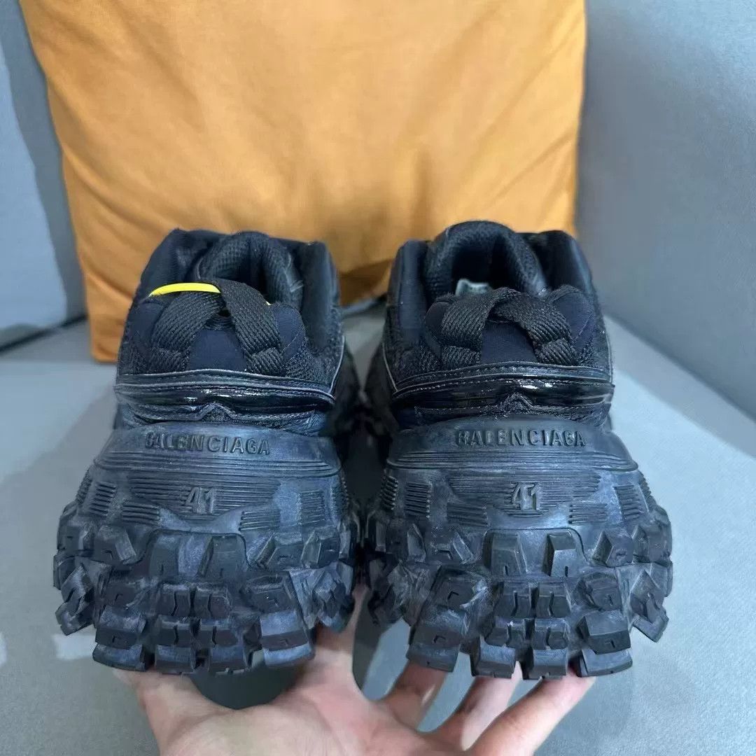 Balenciaga Balenciaga Black Lowtop Sneakers 8 Men Size US 8 / EU 41 - 3 Thumbnail