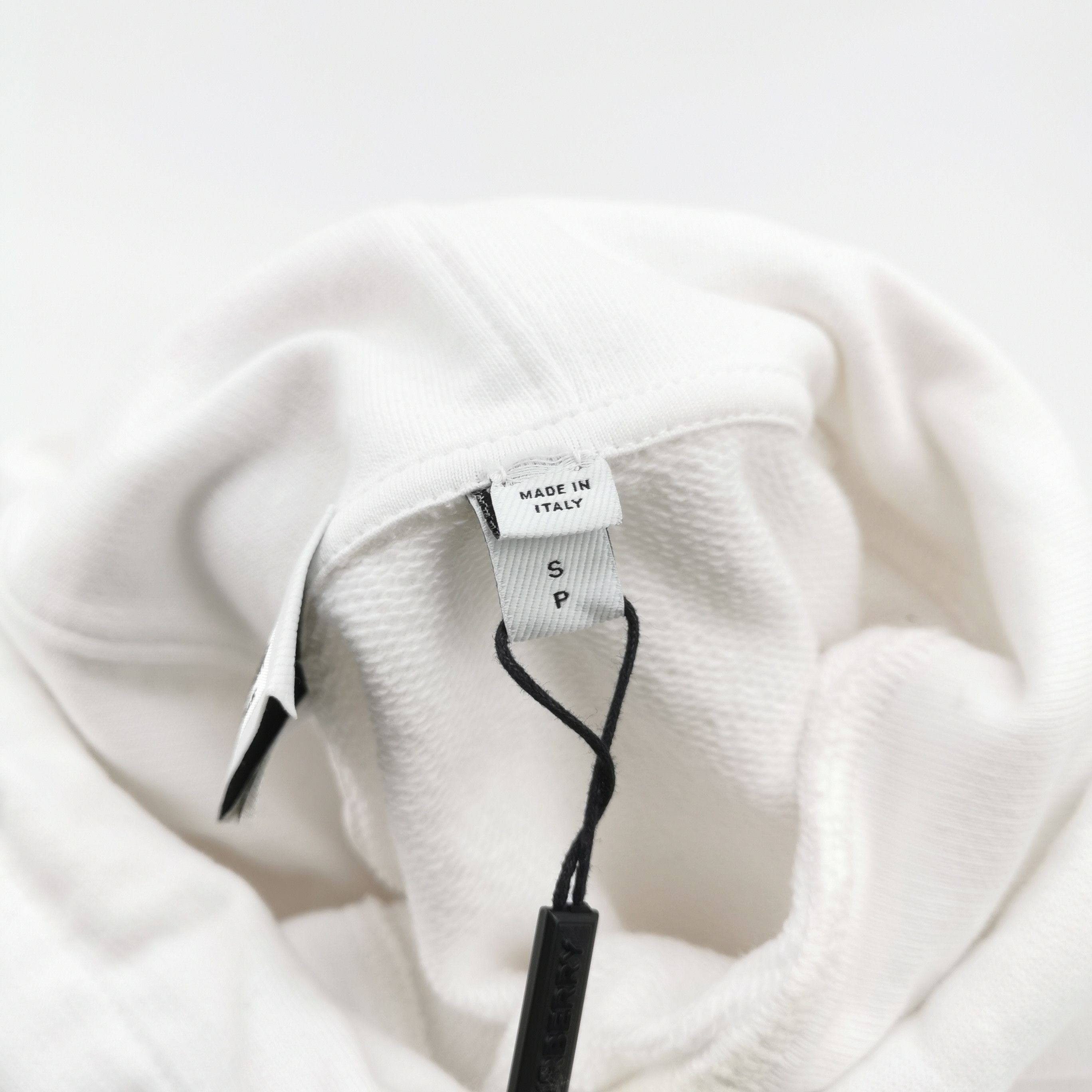 Burberry Burberry Star Logo Cutout Hoodie White Size S Size US S / EU 44-46 / 1 - 12 Thumbnail