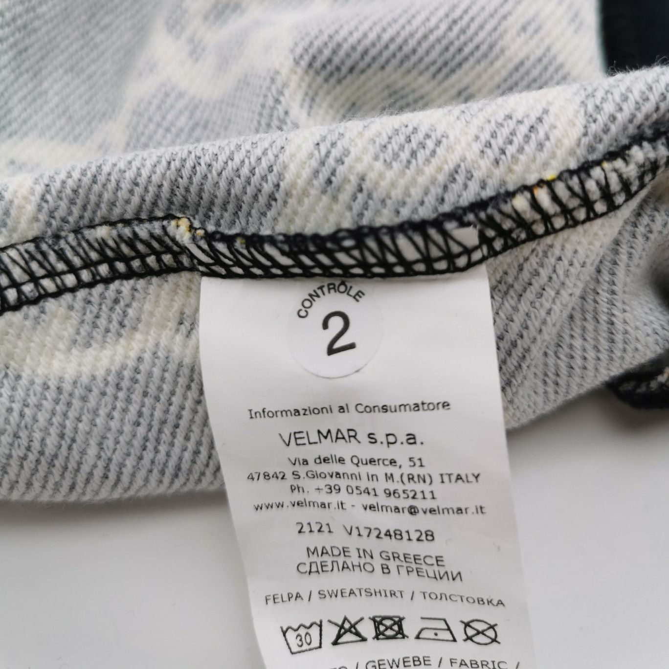 Moschino Moschino Chain Print Crewneck Sweatshirt Size L Size US L / EU 52-54 / 3 - 7 Thumbnail
