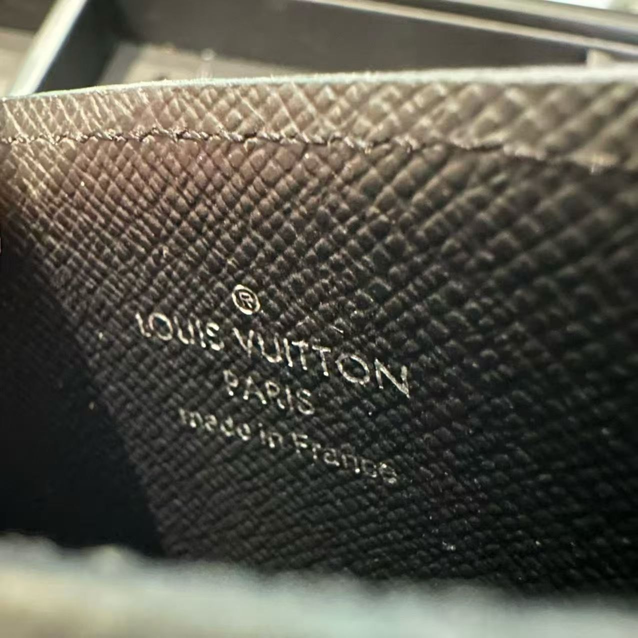 Louis Vuitton Louis Vuitton Black Bag one size Men Size ONE SIZE - 5 Thumbnail