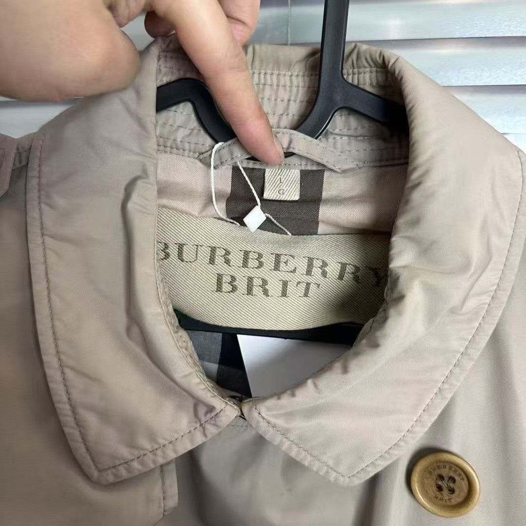 Burberry Burberry Beige Coat L Women Size L / US 10 / IT 46 - 3 Thumbnail