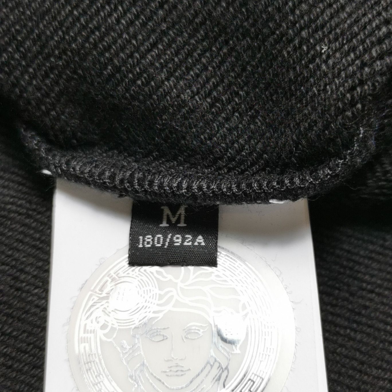 Versace Versace Milano Embroidered Hoodie Size M Size US M / EU 48-50 / 2 - 8 Thumbnail