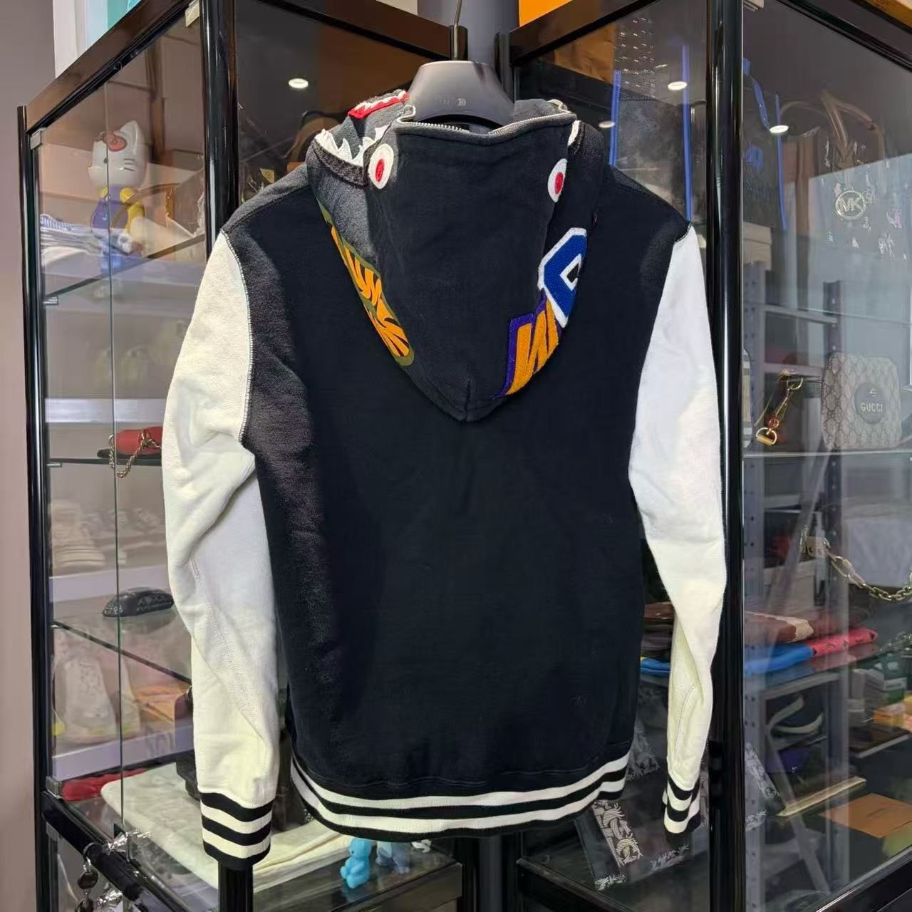 Bape Bape Shark Black Light Jacket m Men Size US M / EU 48-50 / 2 - 2 Thumbnail