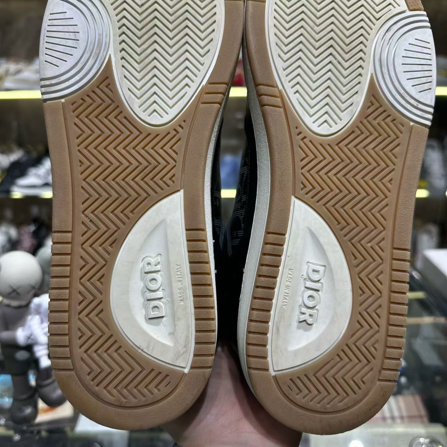 Dior Dior Collab Orange Lowtop Sneakers 11 Men Size US 11 / EU 44 - 8 Thumbnail