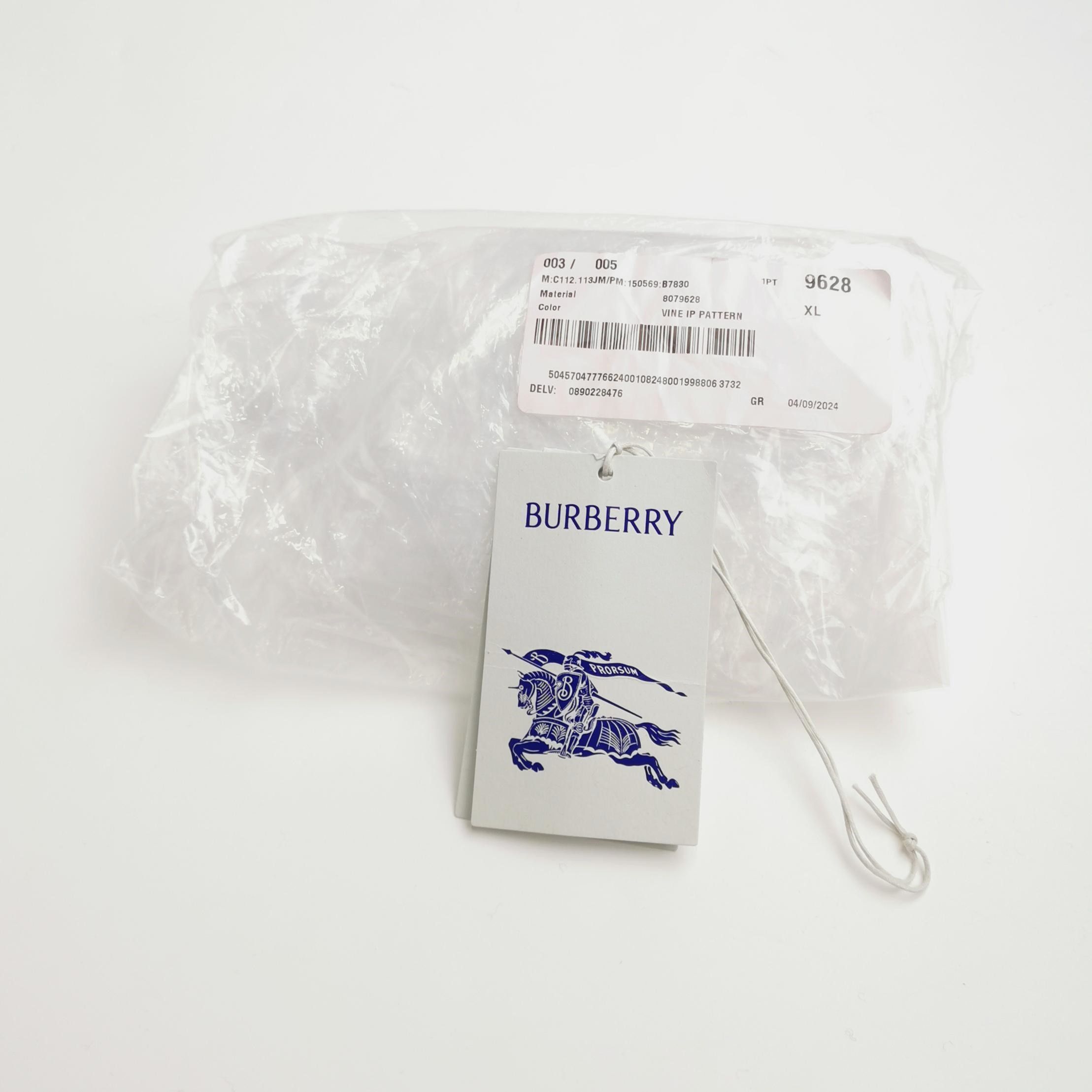 Burberry Burberry Vine Pattern Fleece Hoodie XL Size US XL / EU 56 / 4 - 4 Thumbnail