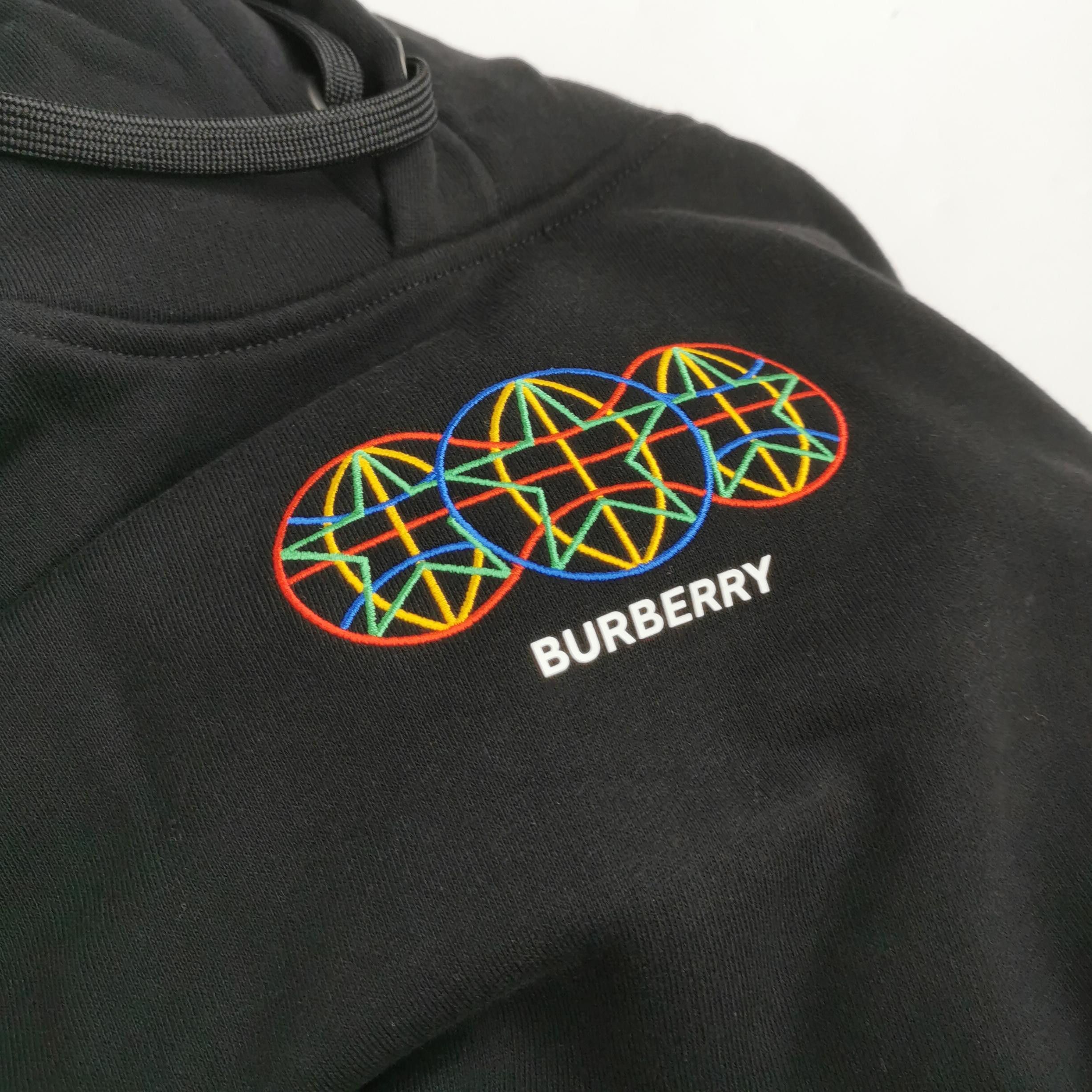 Burberry Burberry Globe Graphic Hoodie M Size US M / EU 48-50 / 2 - 4 Thumbnail