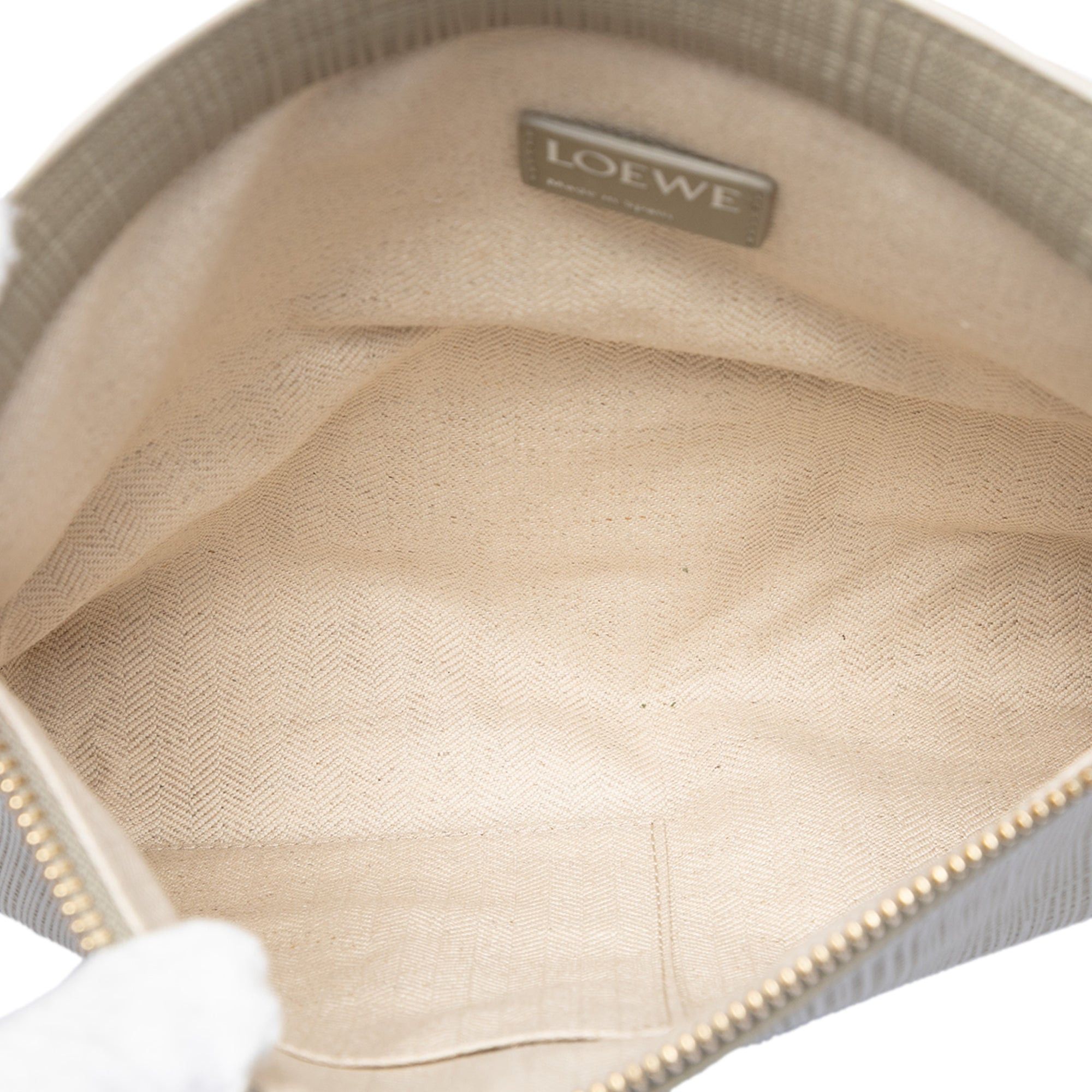 Loewe Large Linen Embossed Calfskin Anagram T Pouch Size ONE SIZE - 4 Thumbnail