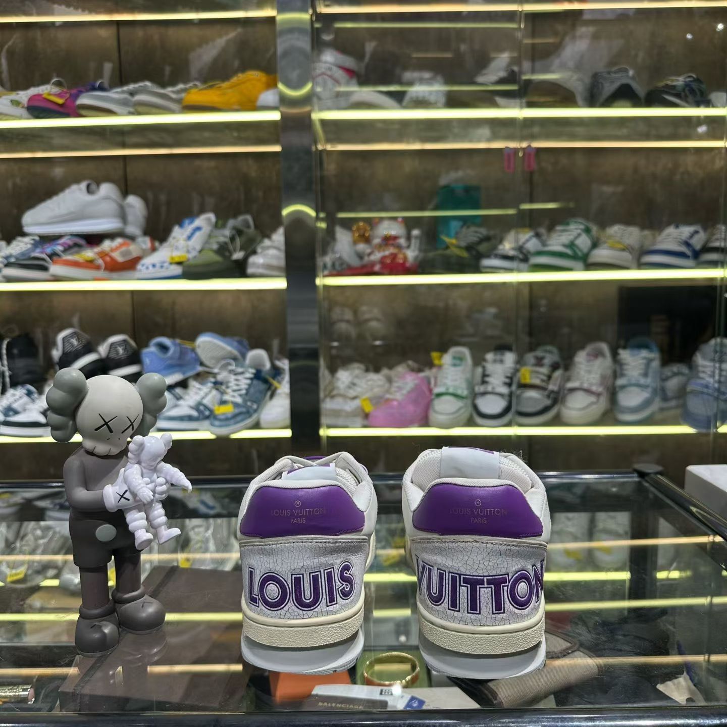 Louis Vuitton Louis Vuitton Training Multi Lowtop Sneakers 8 Men Size US 8 / EU 41 - 3 Thumbnail