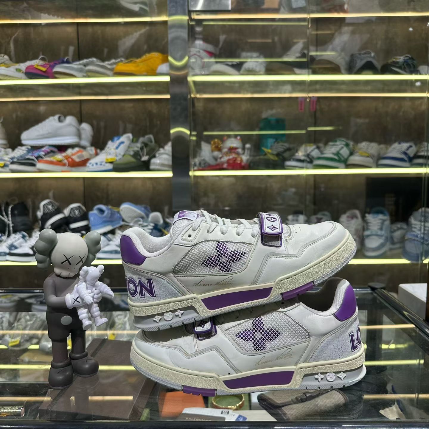 Louis Vuitton Louis Vuitton Training Multi Lowtop Sneakers 8 Men Size US 8 / EU 41 - 5 Thumbnail