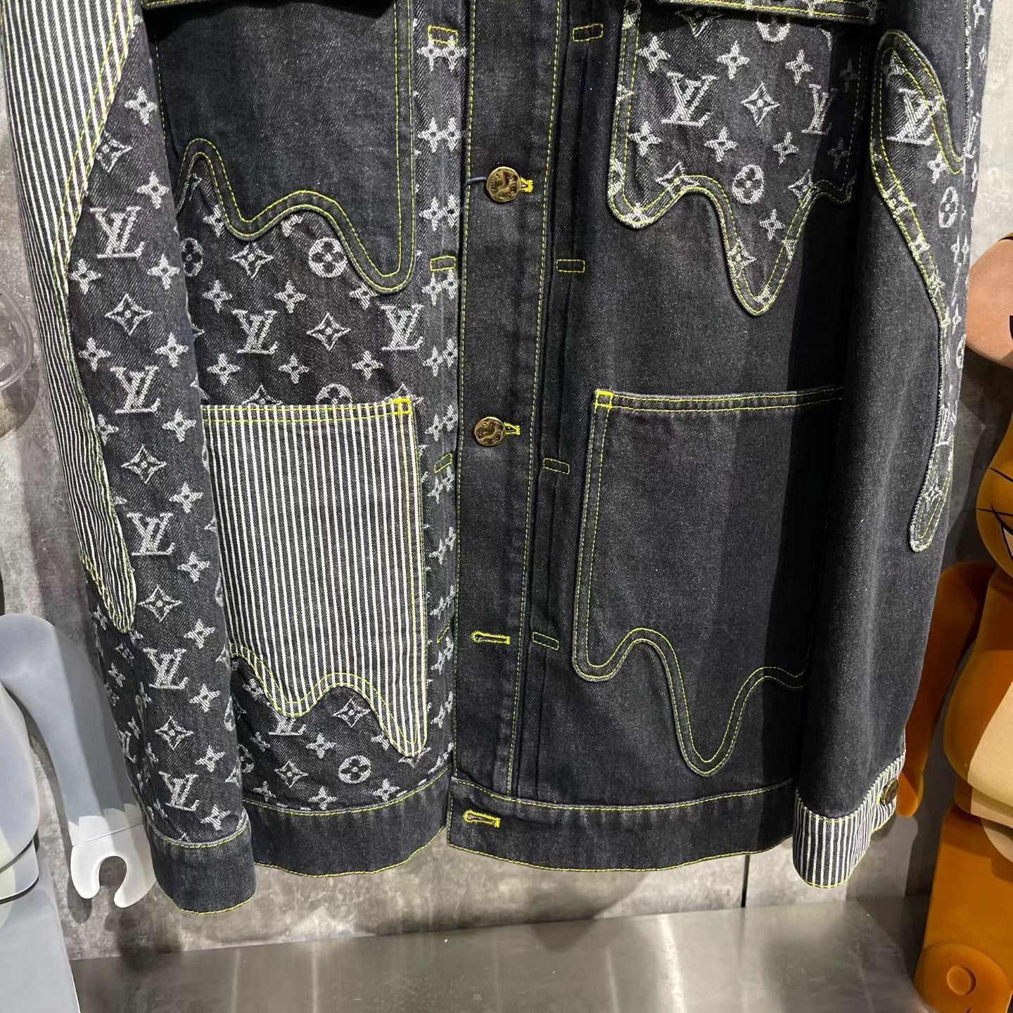 Louis Vuitton Louis Vuitton Collab Denim Light Jacket m Men Size US M / EU 48-50 / 2 - 4 Thumbnail