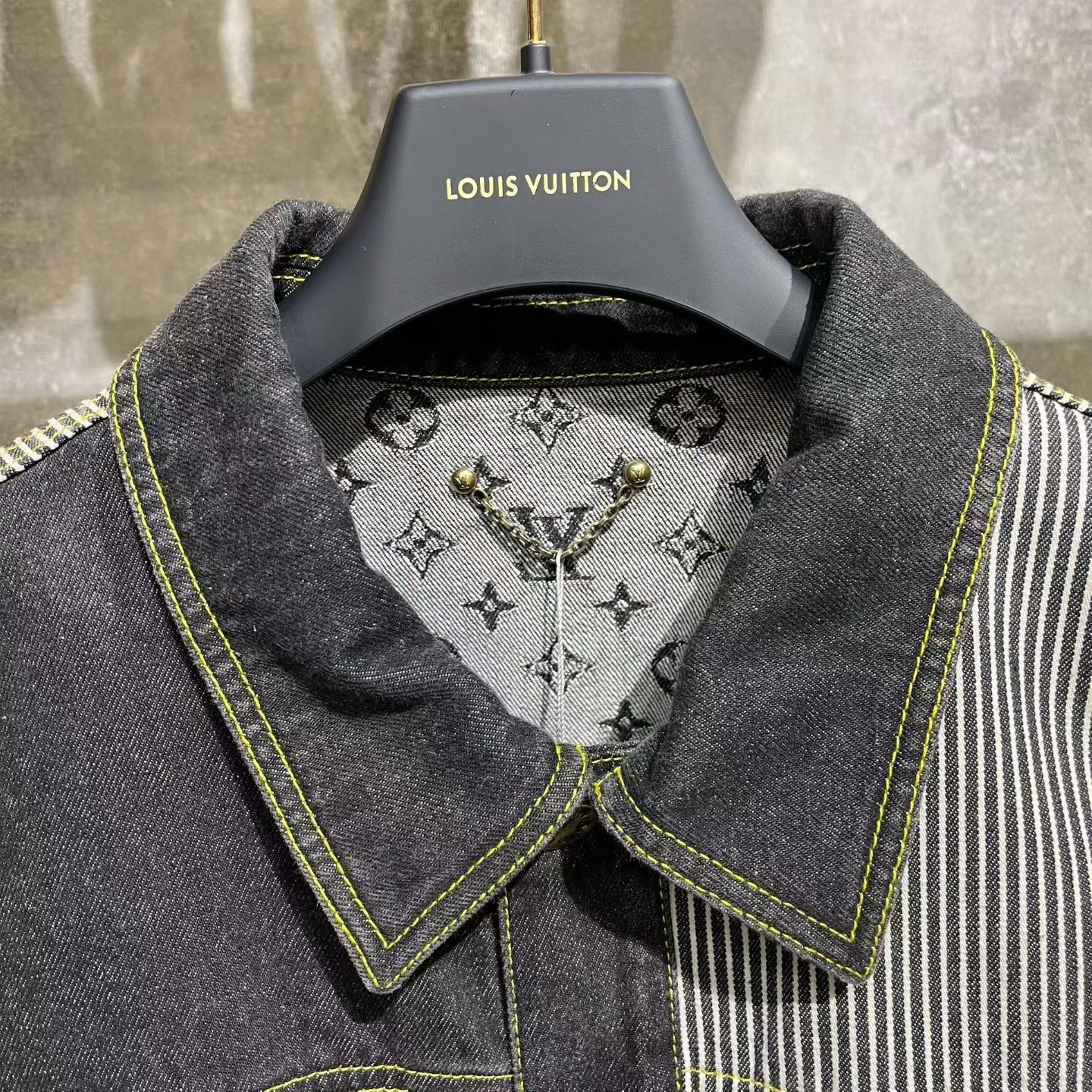 Louis Vuitton Louis Vuitton Collab Denim Light Jacket m Men Size US M / EU 48-50 / 2 - 3 Thumbnail