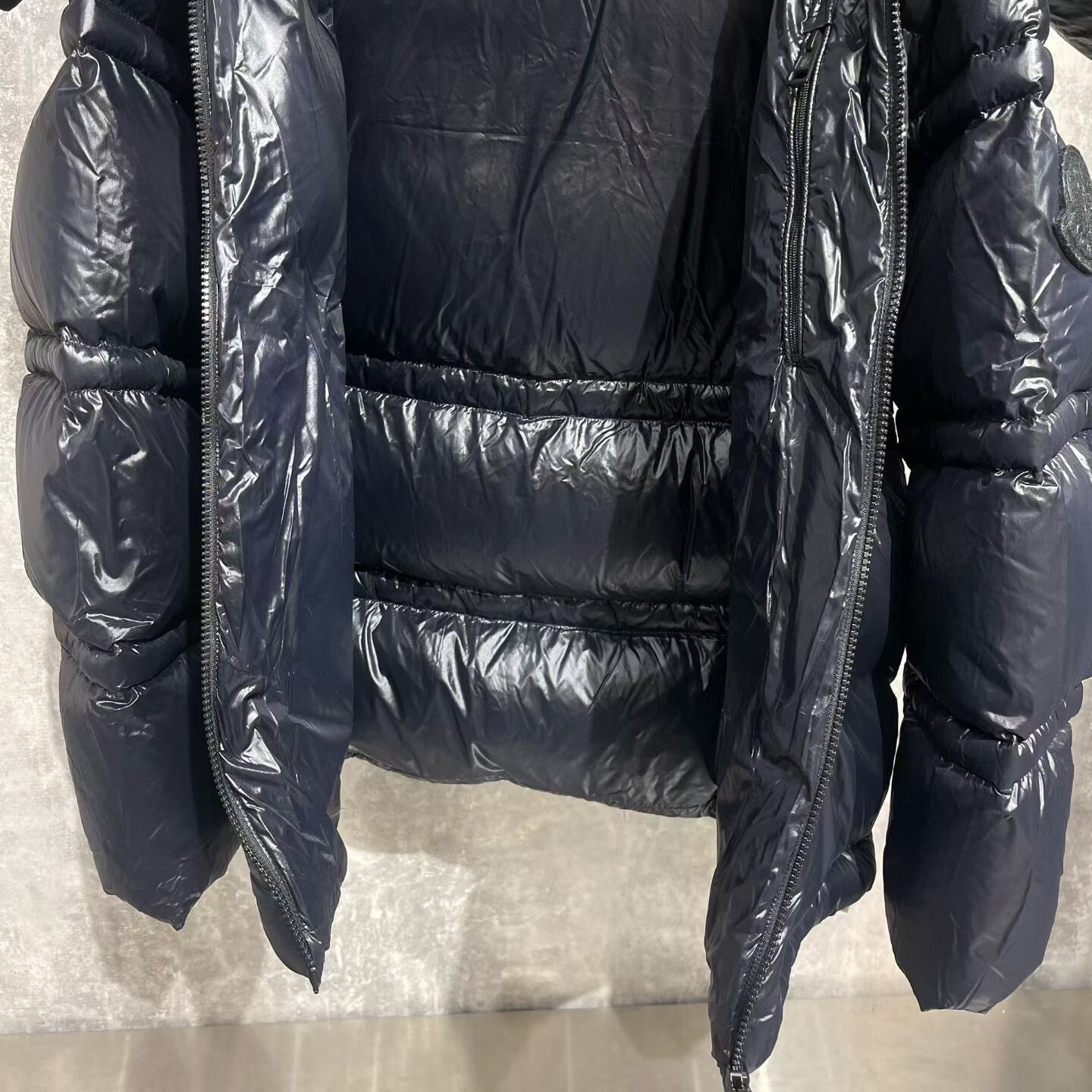 Moncler Moncler Down Down Jacket M Women Size M / US 6-8 / IT 42-44 - 4 Thumbnail