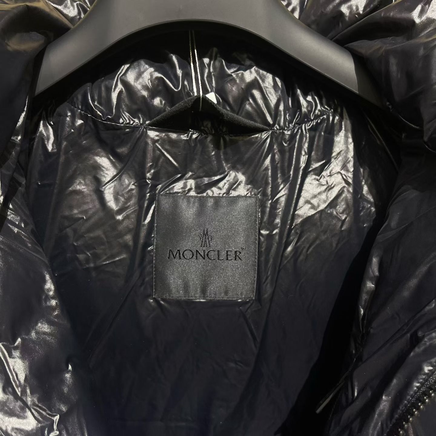 Moncler Moncler Down Down Jacket M Women Size M / US 6-8 / IT 42-44 - 7 Thumbnail