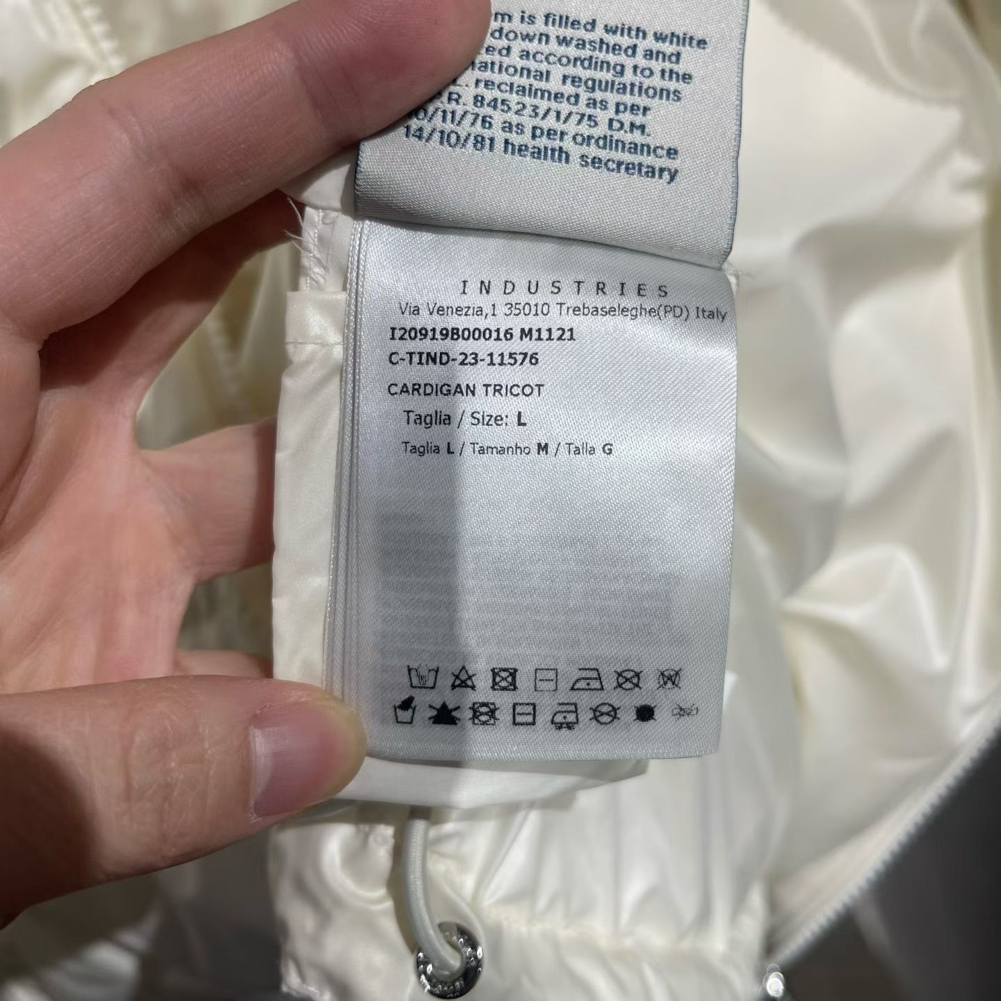 Moncler Moncler Down White Down Jacket L Women Size L / US 10 / IT 46 - 6 Thumbnail
