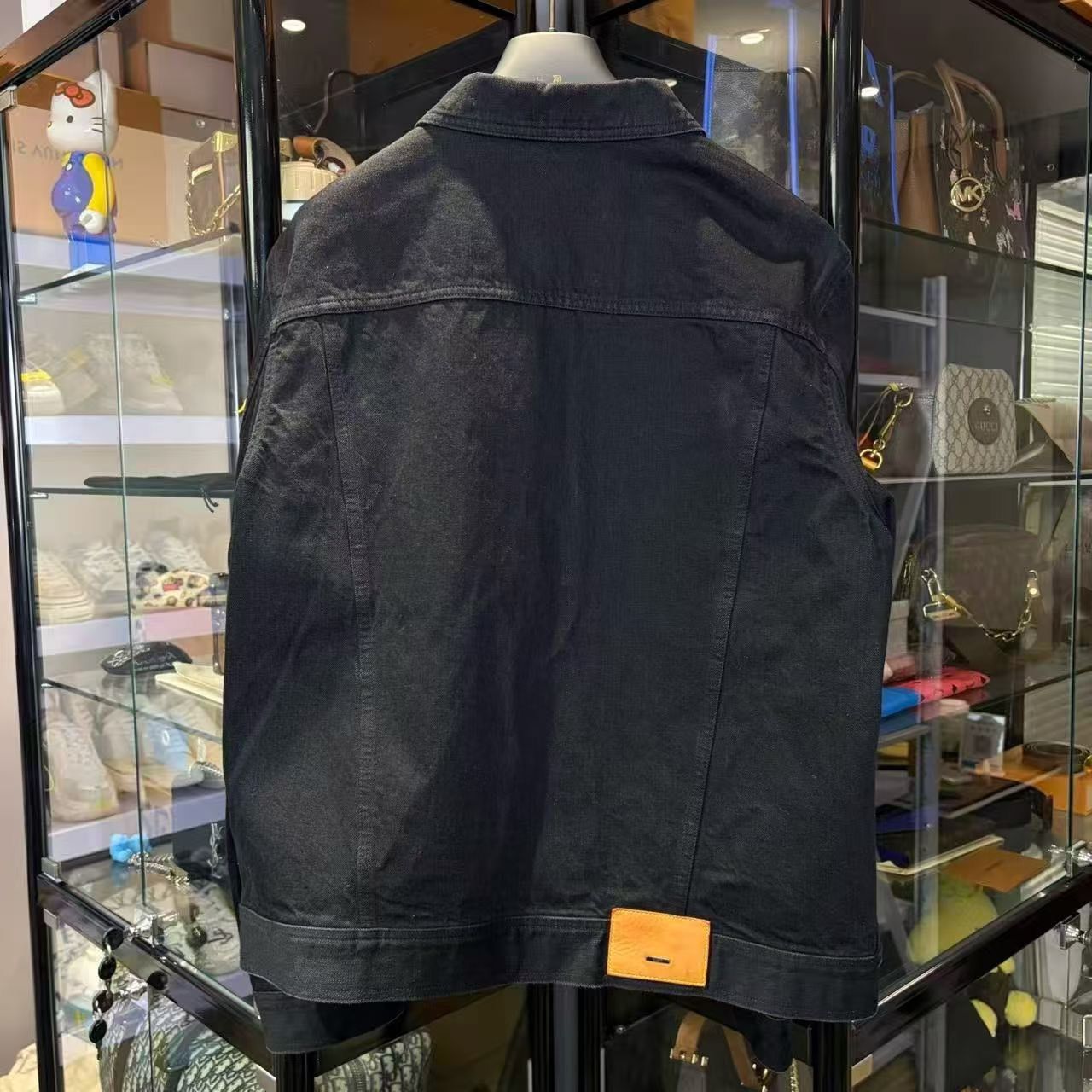 Louis Vuitton Louis Vuitton Denim Black Light Jacket m Men Size US M / EU 48-50 / 2 - 2 Thumbnail