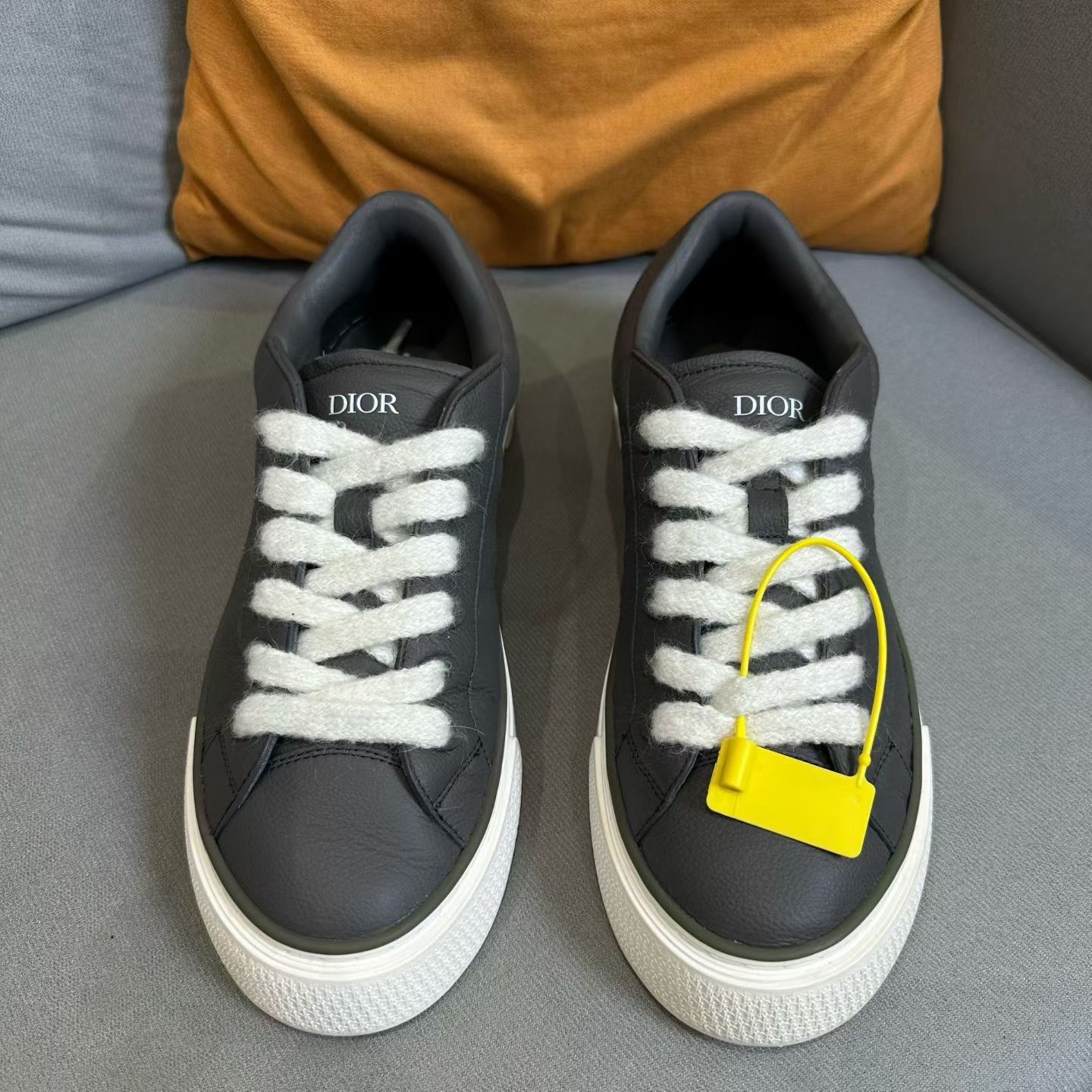 Dior Dior Leather Gray Lowtop Sneakers 10 Men Size US 10 / EU 43 - 2 Thumbnail