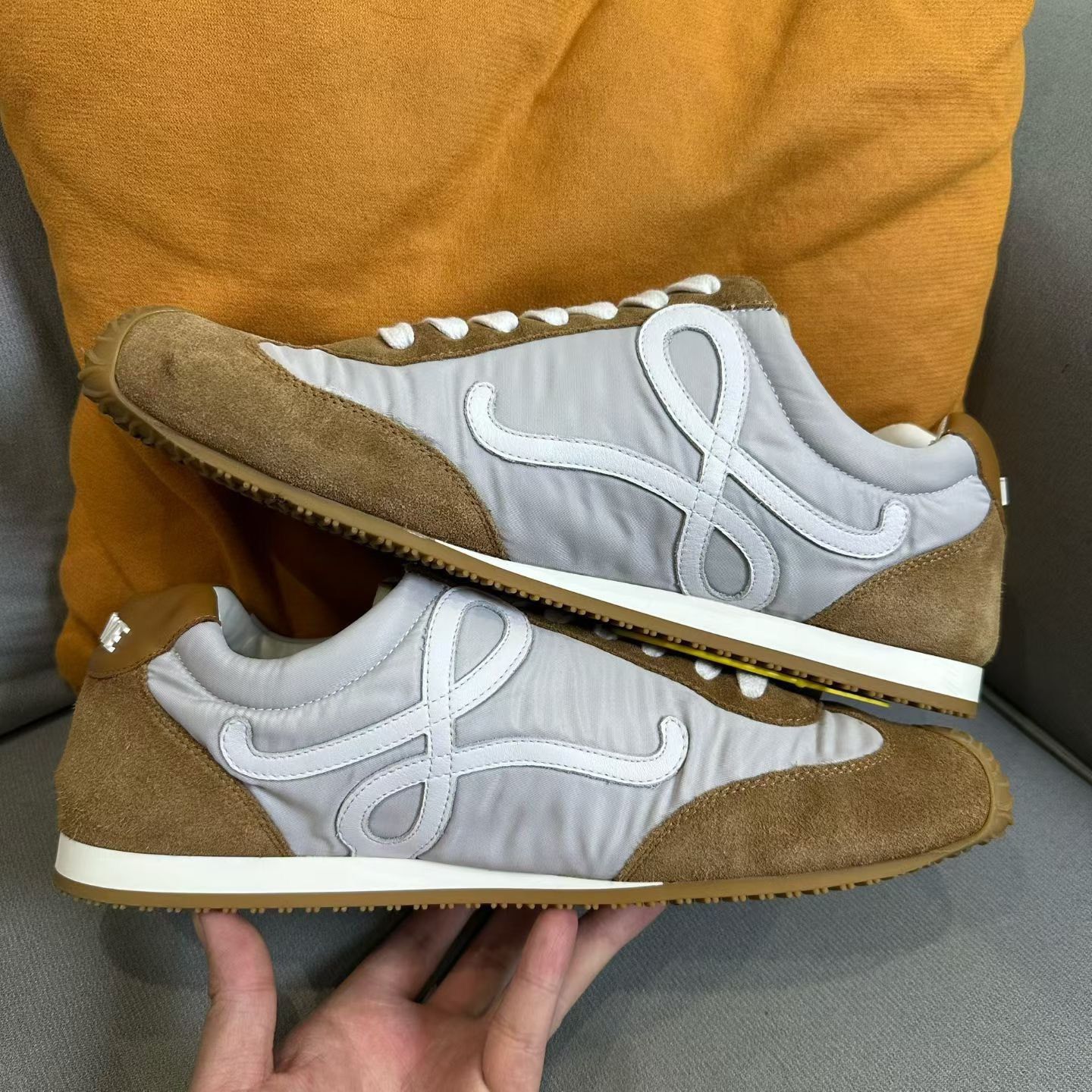 Loewe Loewe Running White Lowtop Sneakers 10 Men Size US 10 / EU 43 - 6 Thumbnail