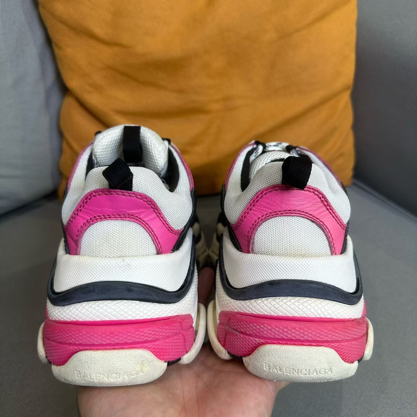 Balenciaga Balenciaga Pink Lowtop Sneakers us_8 Women Size US 8 / IT 38 - 3 Thumbnail