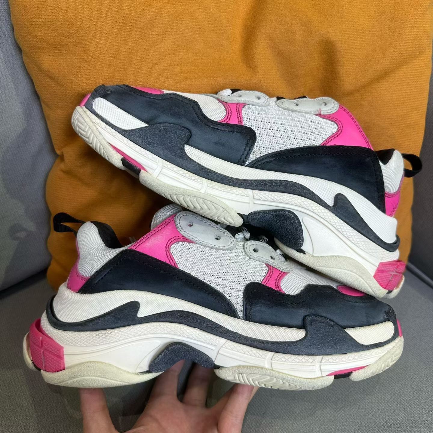 Balenciaga Balenciaga Pink Lowtop Sneakers us_8 Women Size US 8 / IT 38 - 5 Thumbnail
