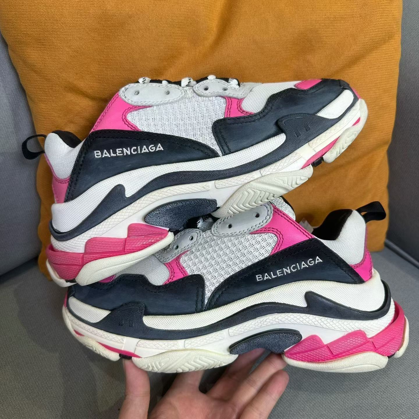 Balenciaga Balenciaga Pink Lowtop Sneakers us_8 Women Size US 8 / IT 38 - 6 Thumbnail