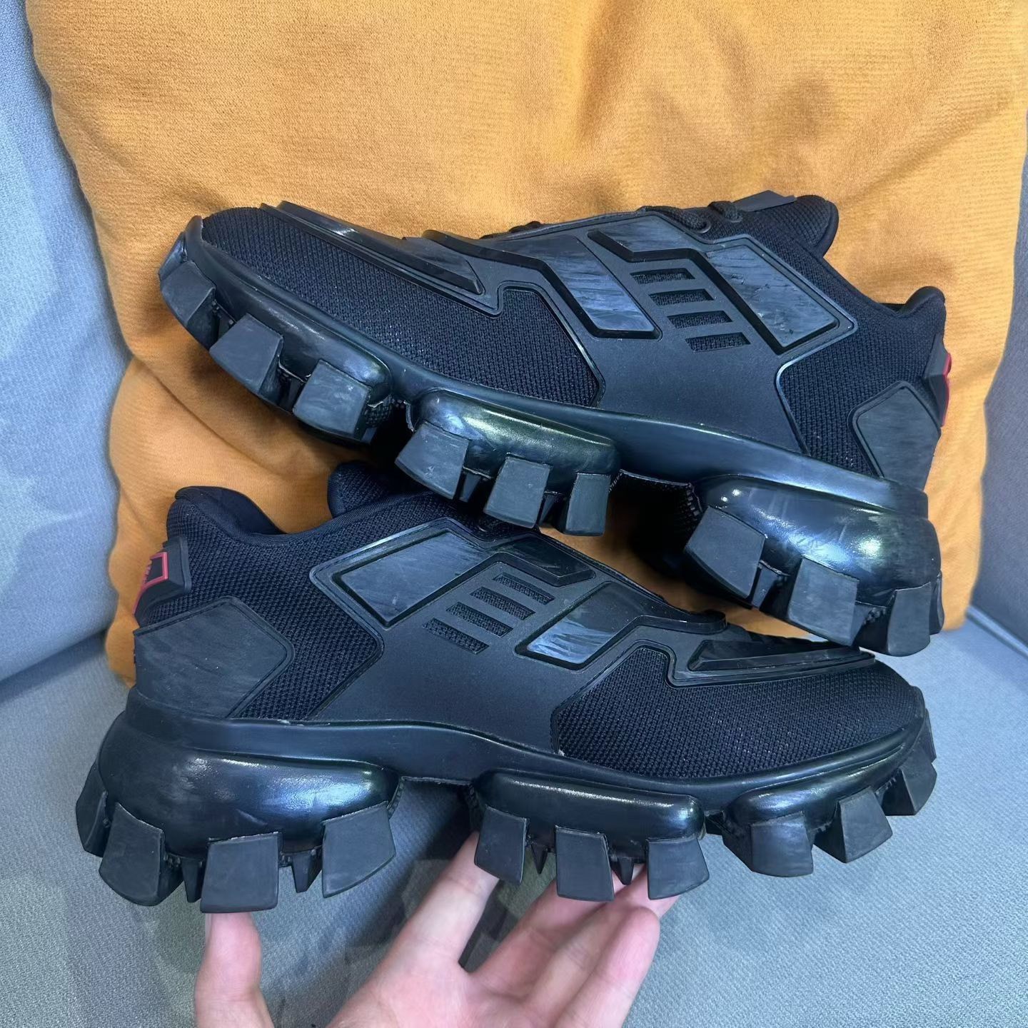 Prada Prada Black Lowtop Sneakers us_8 Women Size US 8 / IT 38 - 7 Thumbnail