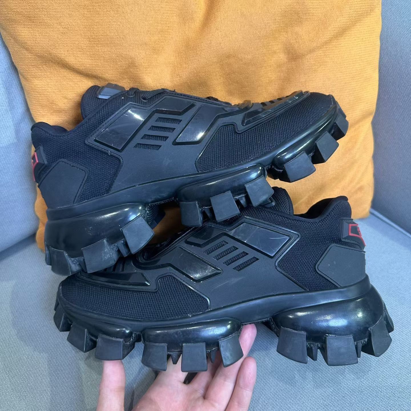 Prada Prada Black Lowtop Sneakers us_8 Women Size US 8 / IT 38 - 6 Thumbnail