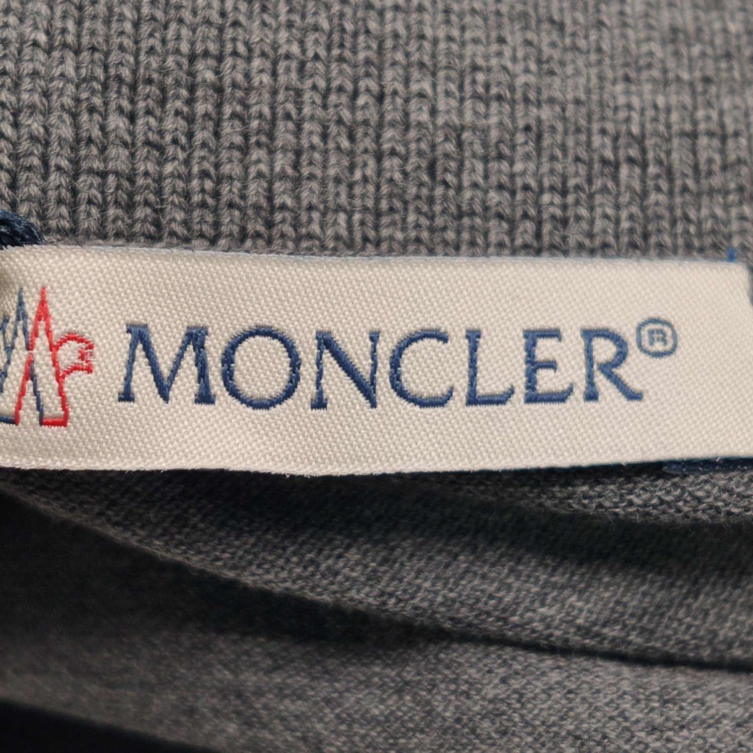 Moncler Moncler Striped Trim Polo Shirt Size S Size US S / EU 44-46 / 1 - 7 Thumbnail