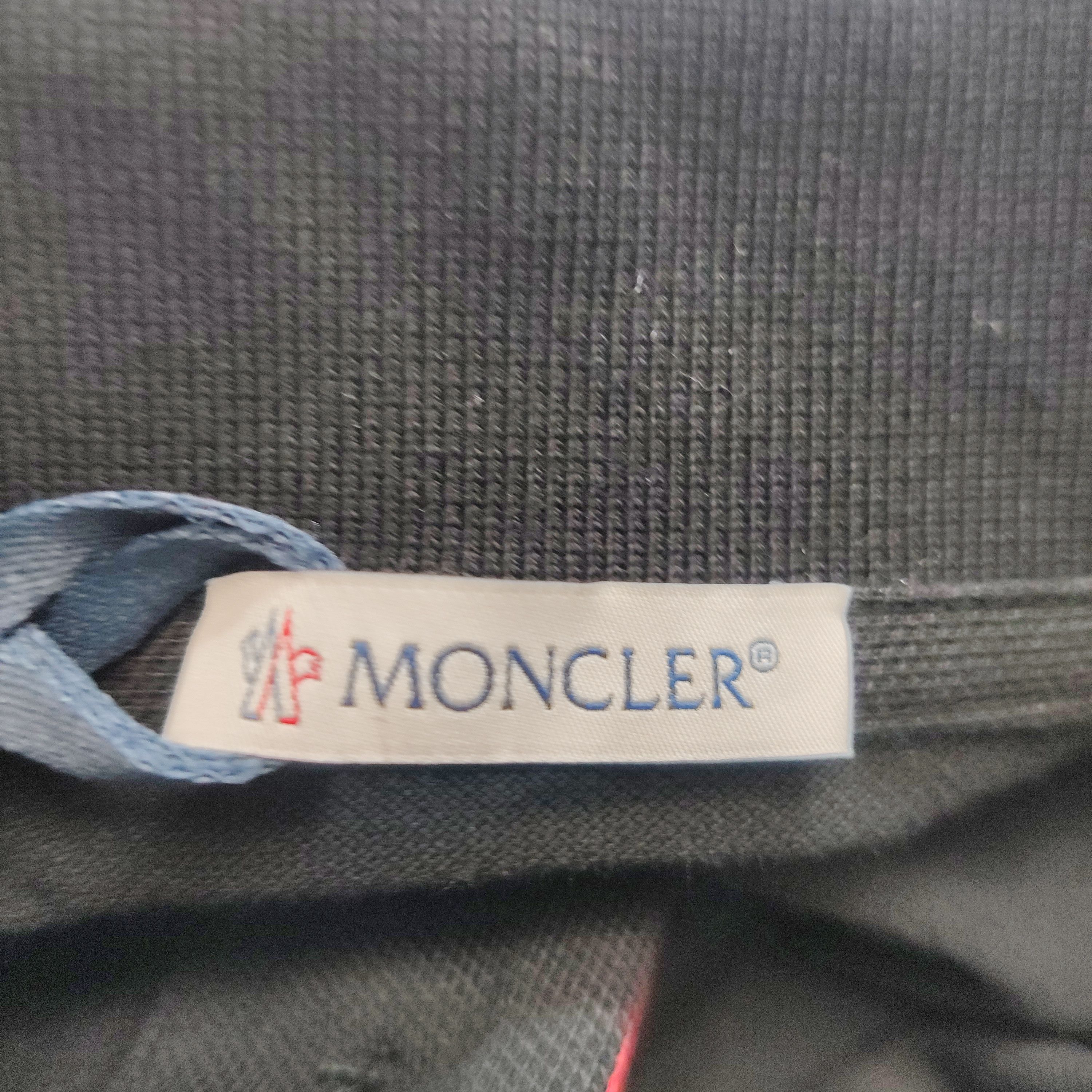 Moncler Moncler Logo Patch Polo Shirt S Size US S / EU 44-46 / 1 - 7 Thumbnail
