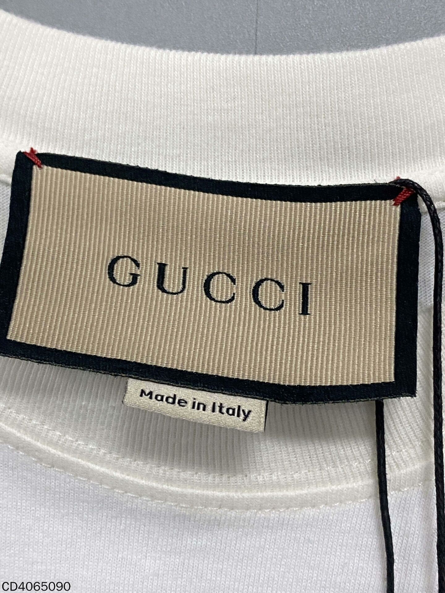 Gucci Gucci Retro T-Shirt xxs Men Size US XXS / EU 40 - 5 Thumbnail