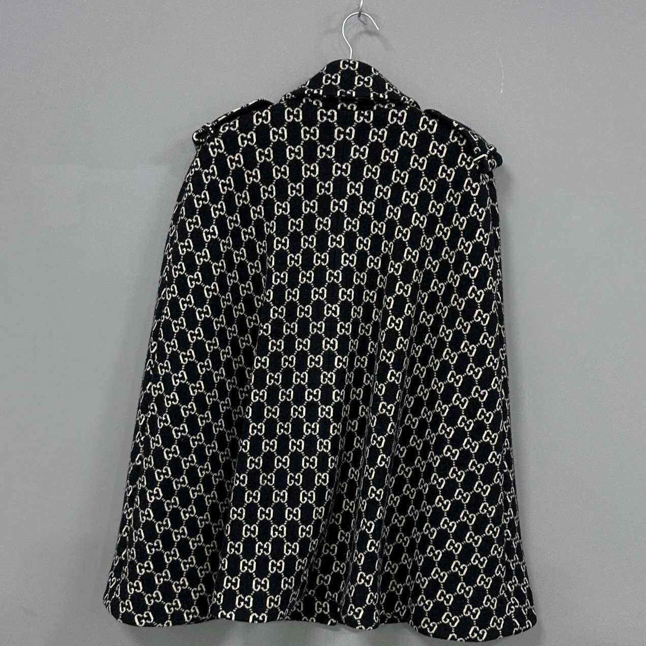 Gucci Gucci Gold Coat S Women Size S / US 4 / IT 40 - 3 Thumbnail