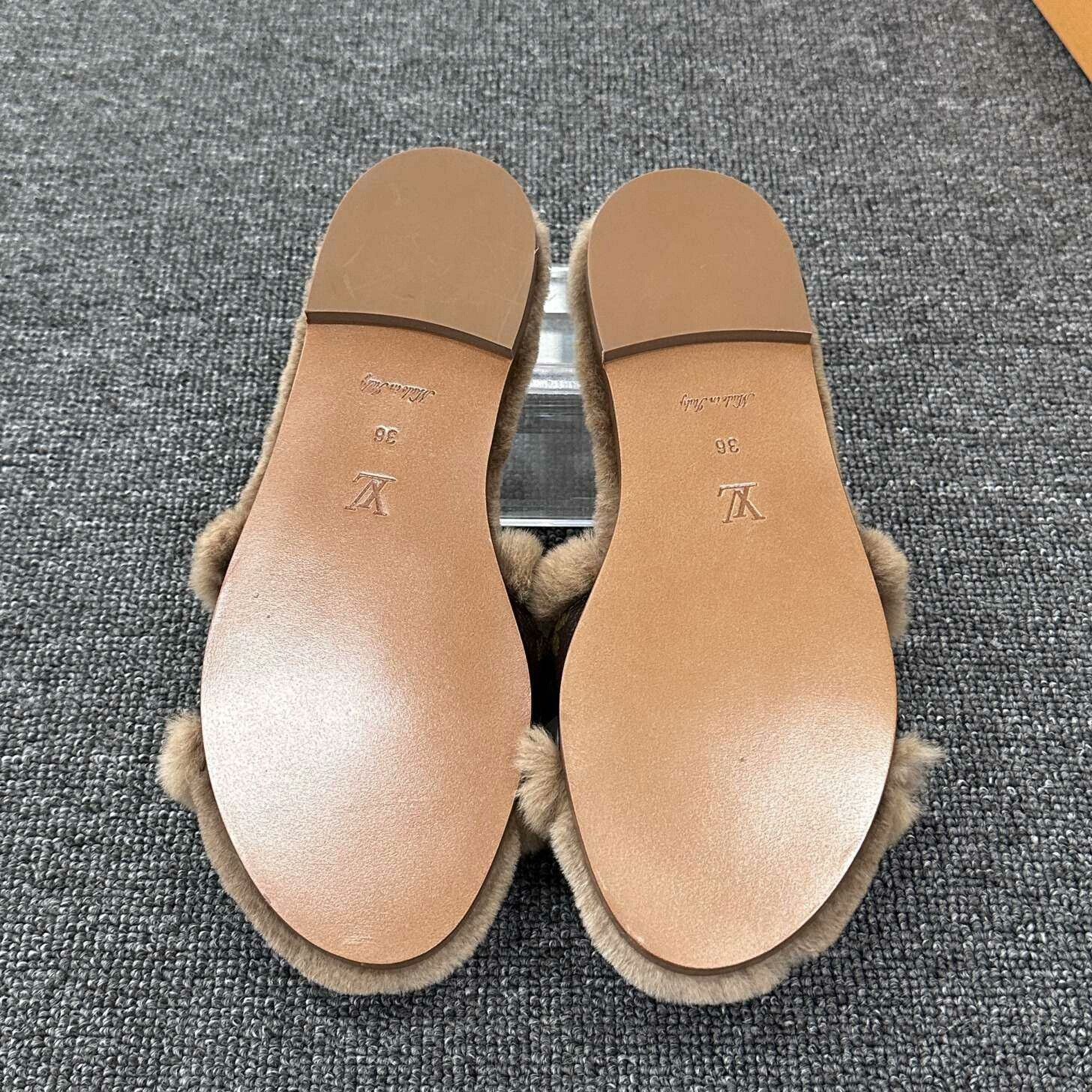 Louis Vuitton Louis Vuitton Sandals us_6 Women Size US 6 / IT 36 - 8 Thumbnail