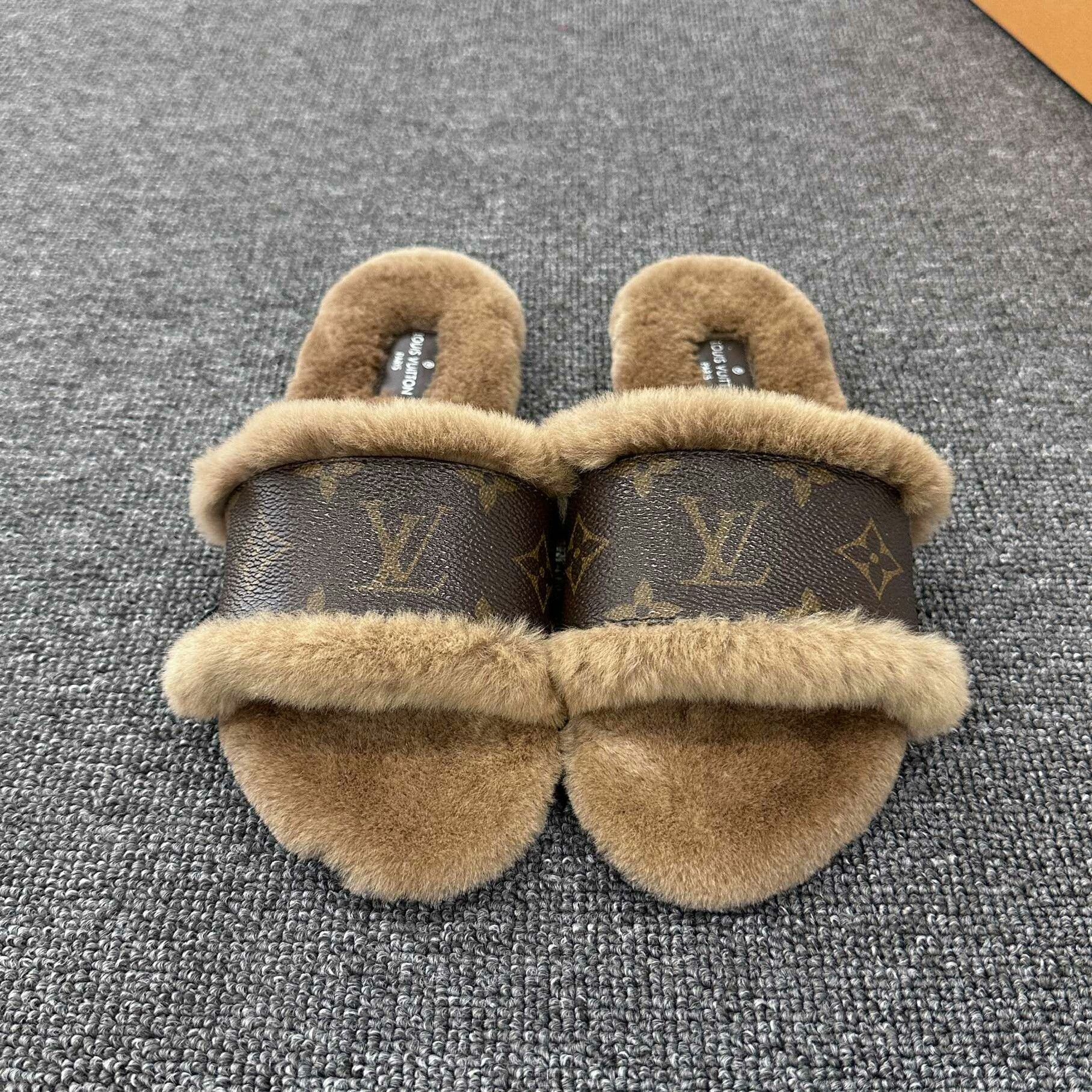 Louis Vuitton Louis Vuitton Sandals us_6 Women Size US 6 / IT 36 - 2 Thumbnail