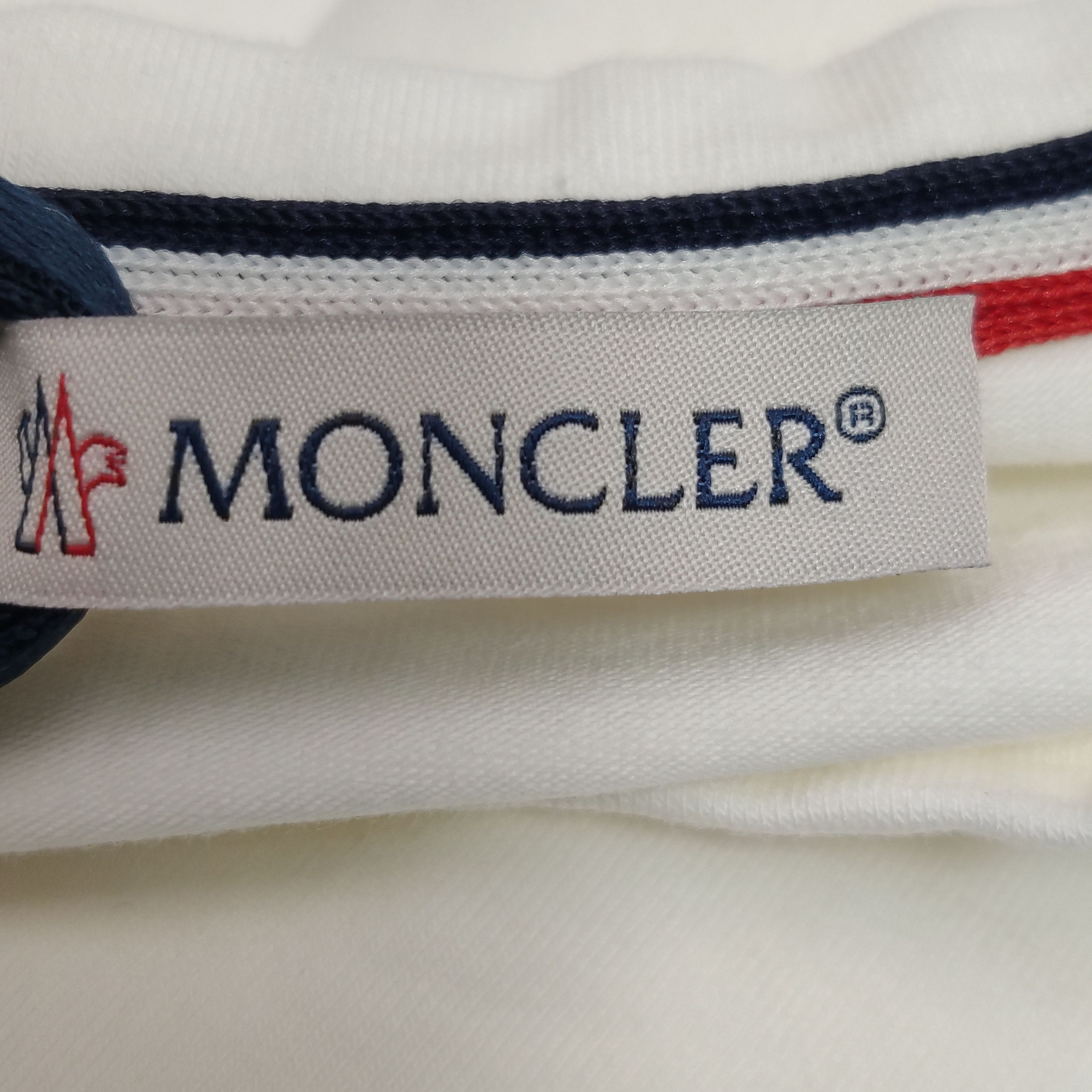 Moncler Moncler Cotton Tricolor Trim T-Shirt M Size US M / EU 48-50 / 2 - 6 Thumbnail